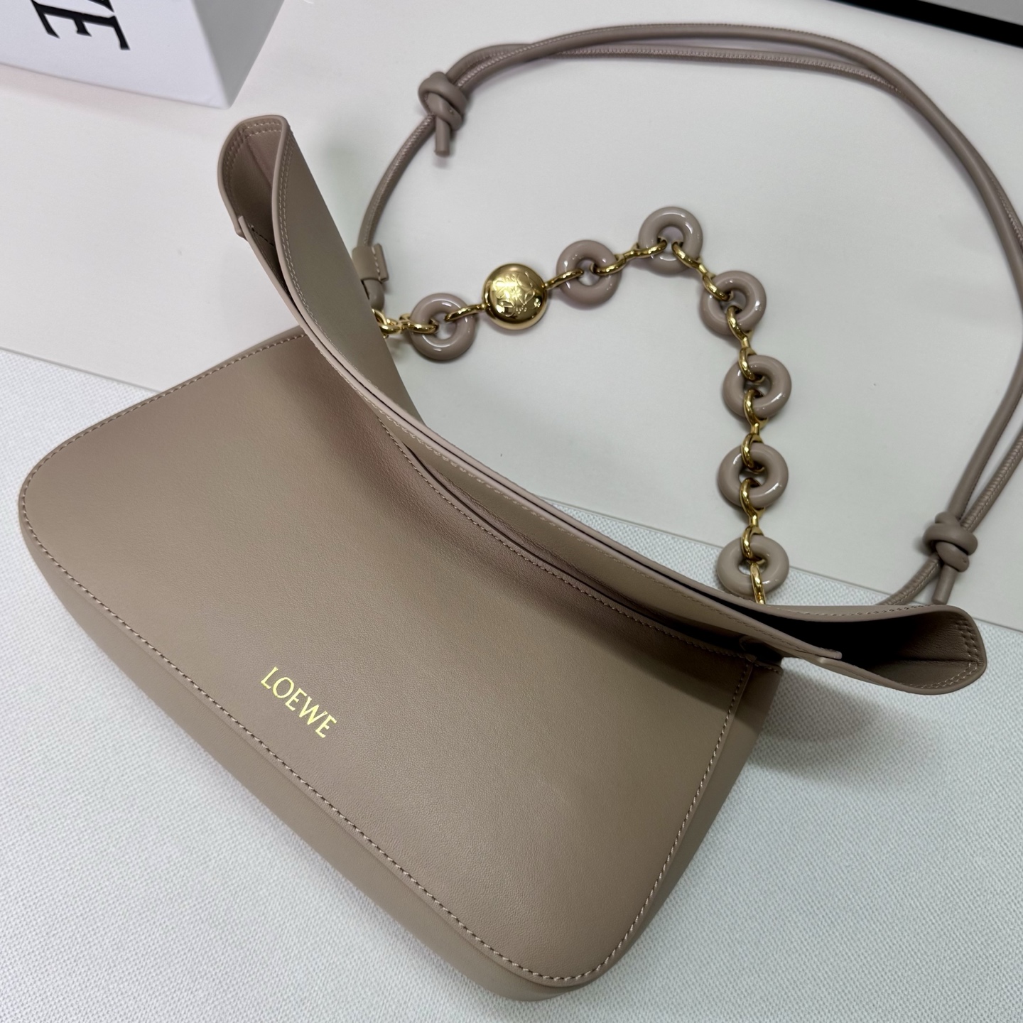 Lowee Ola Chain-Link Shoulder Bag-26*18*13CＭ