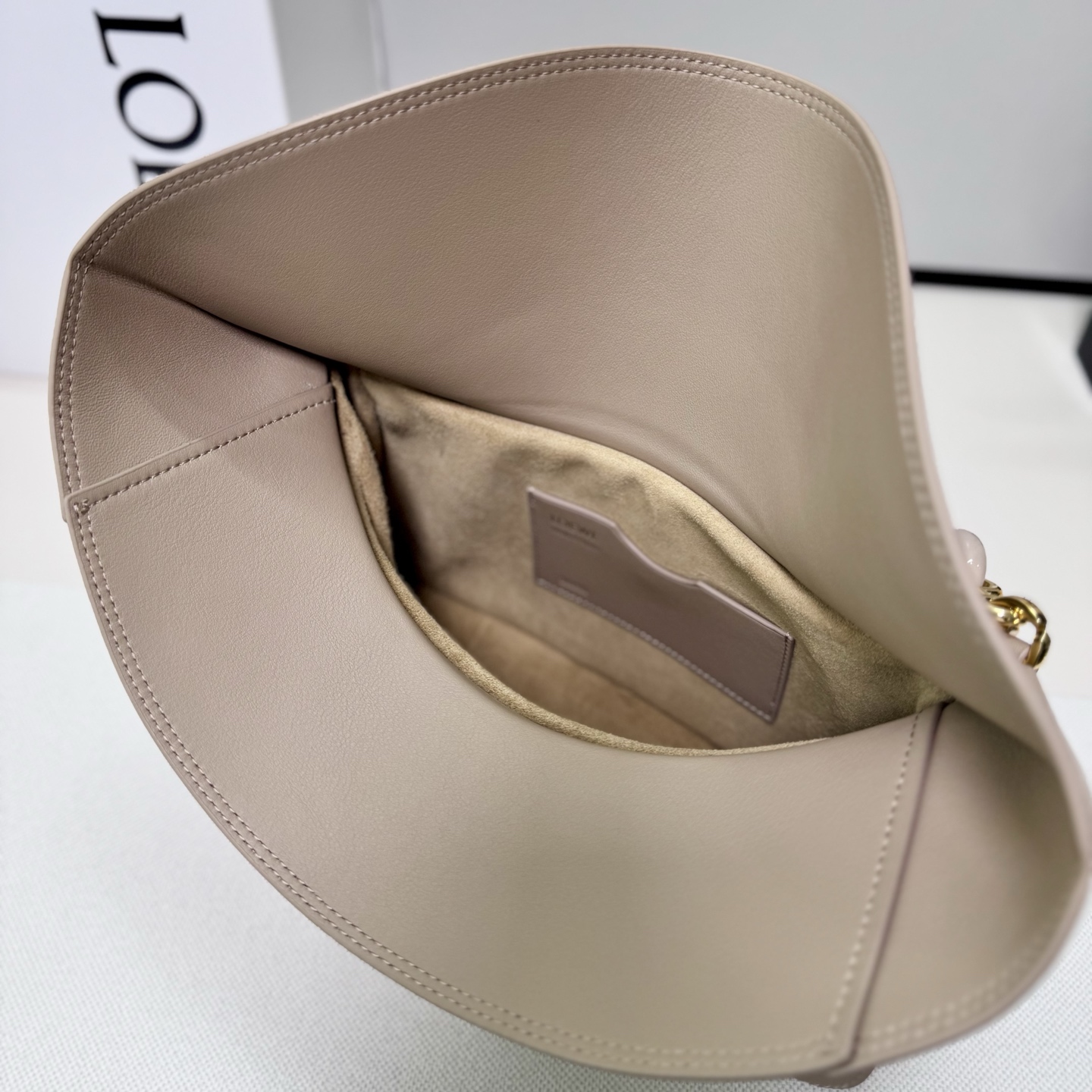 Lowee Ola Chain-Link Shoulder Bag-26*18*13CＭ