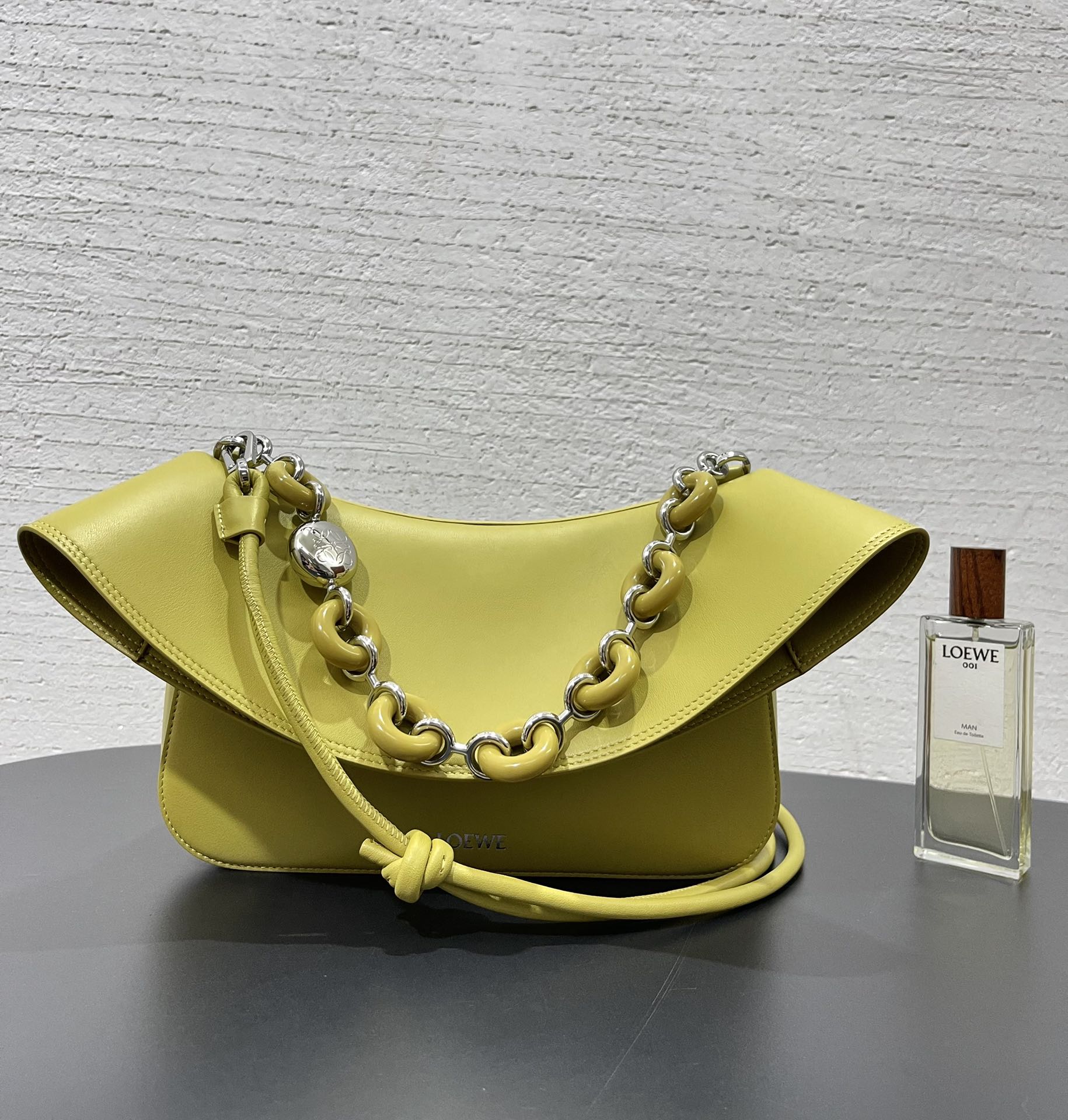 Lowee Ola Chain-Link Shoulder Bag-26*18*13CＭ