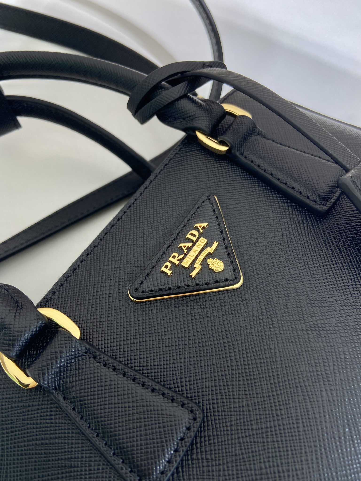 Pra*a Cameo Galleria Saffiano Leather Mini-Bag-1BA916-21*12.5*8.5CM