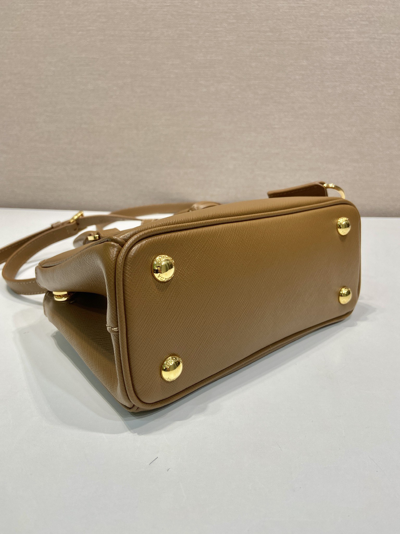 Pra*a Cameo Galleria Saffiano Leather Mini-Bag-1BA916-21*12.5*8.5CM