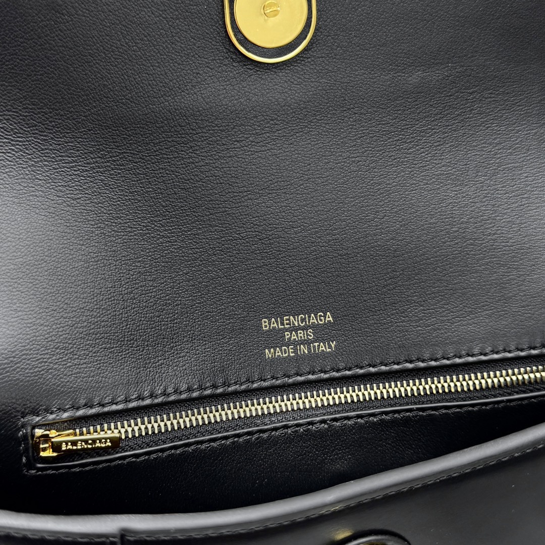 Ba1en*iaga hourglass bag-23x13*4cm