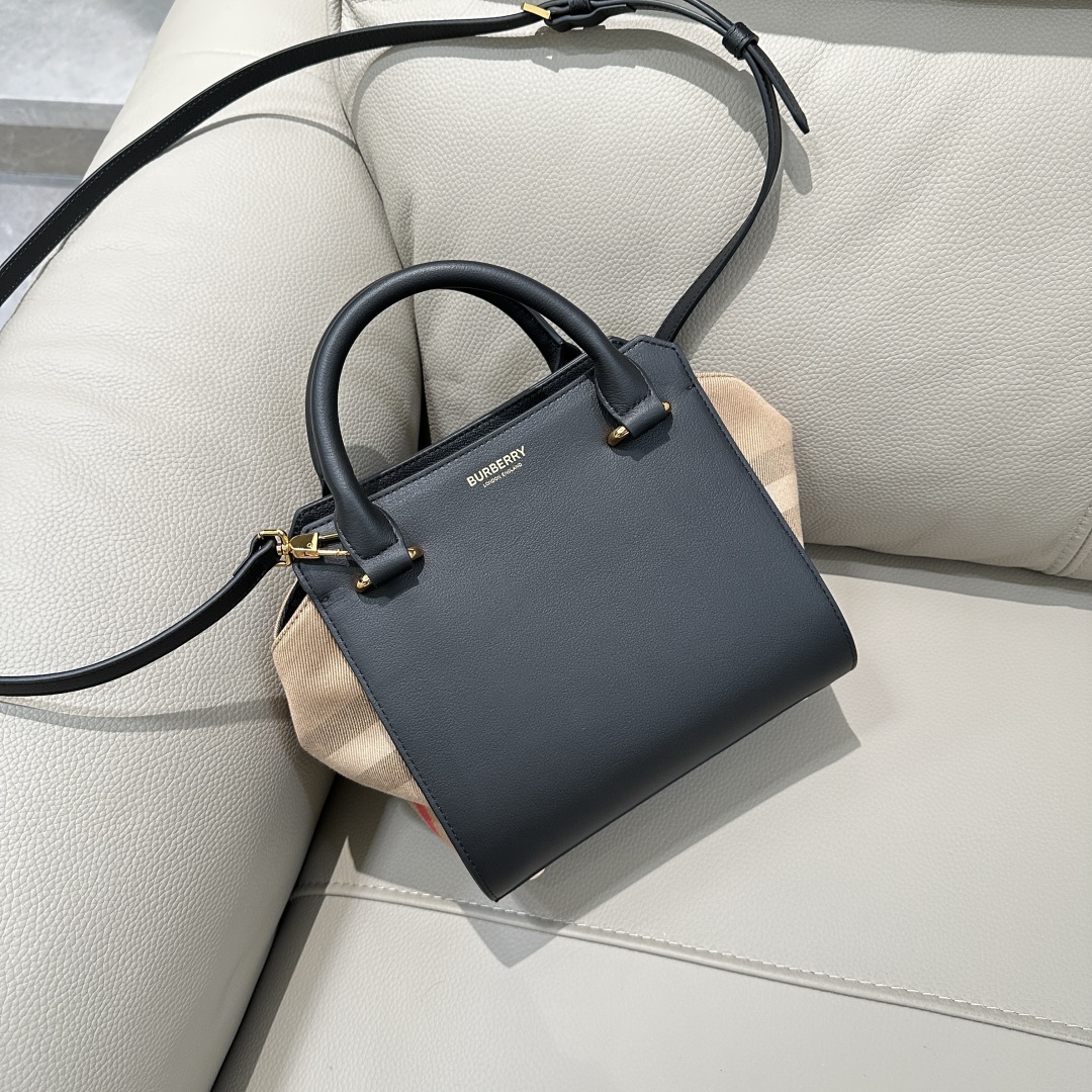 Bv*b*rry canvas & leather tote-21/20/13cm