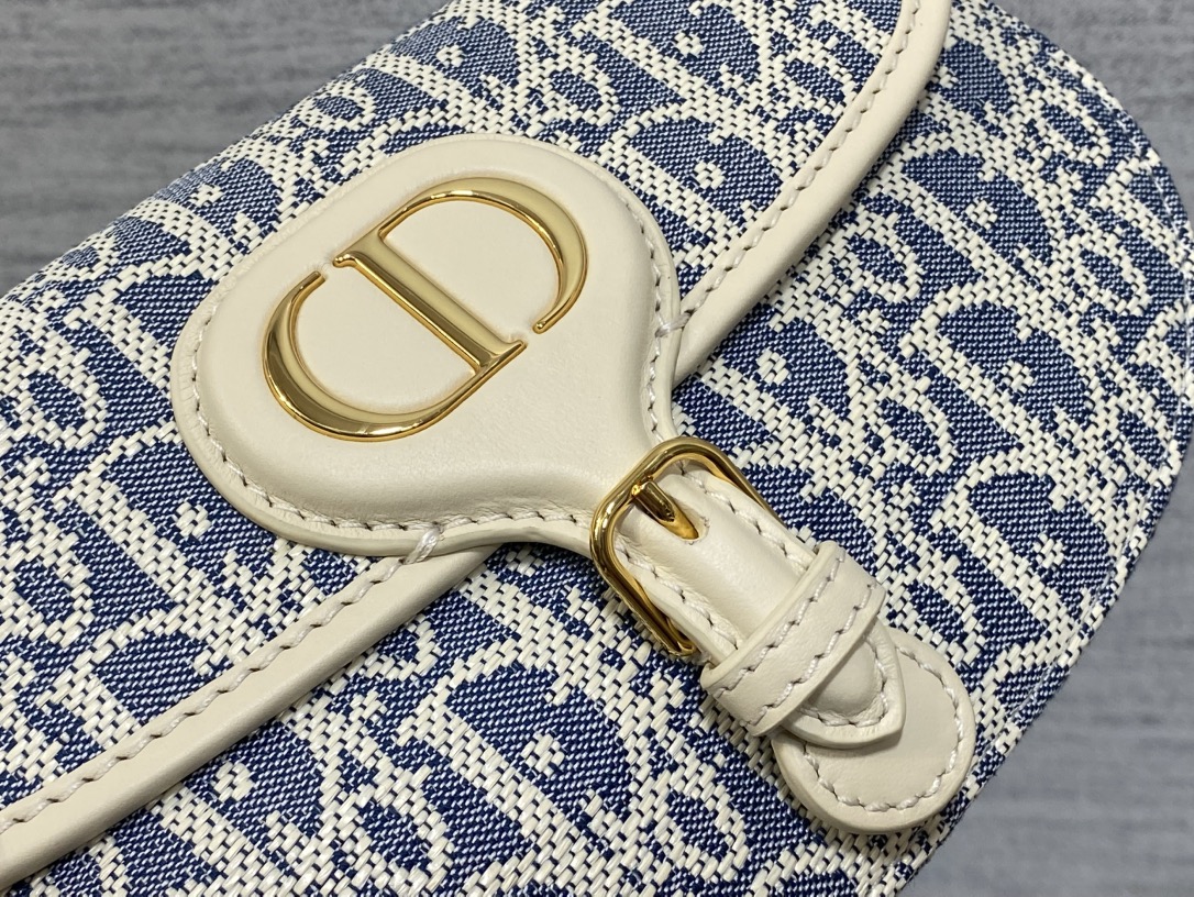 Di0r 30 Bobby Bag-21*5*12CM
