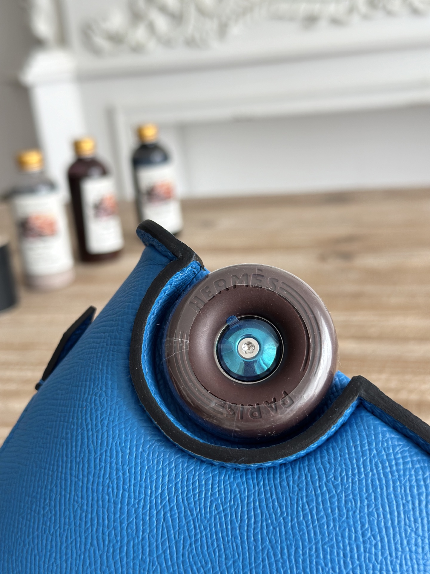 H**me5 Bolide On Wheels Bag