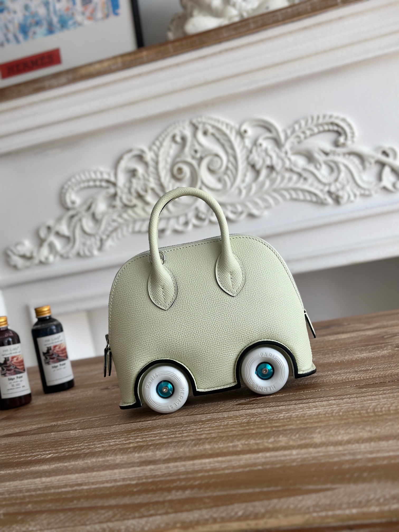 H**me5 Bolide On Wheels Bag