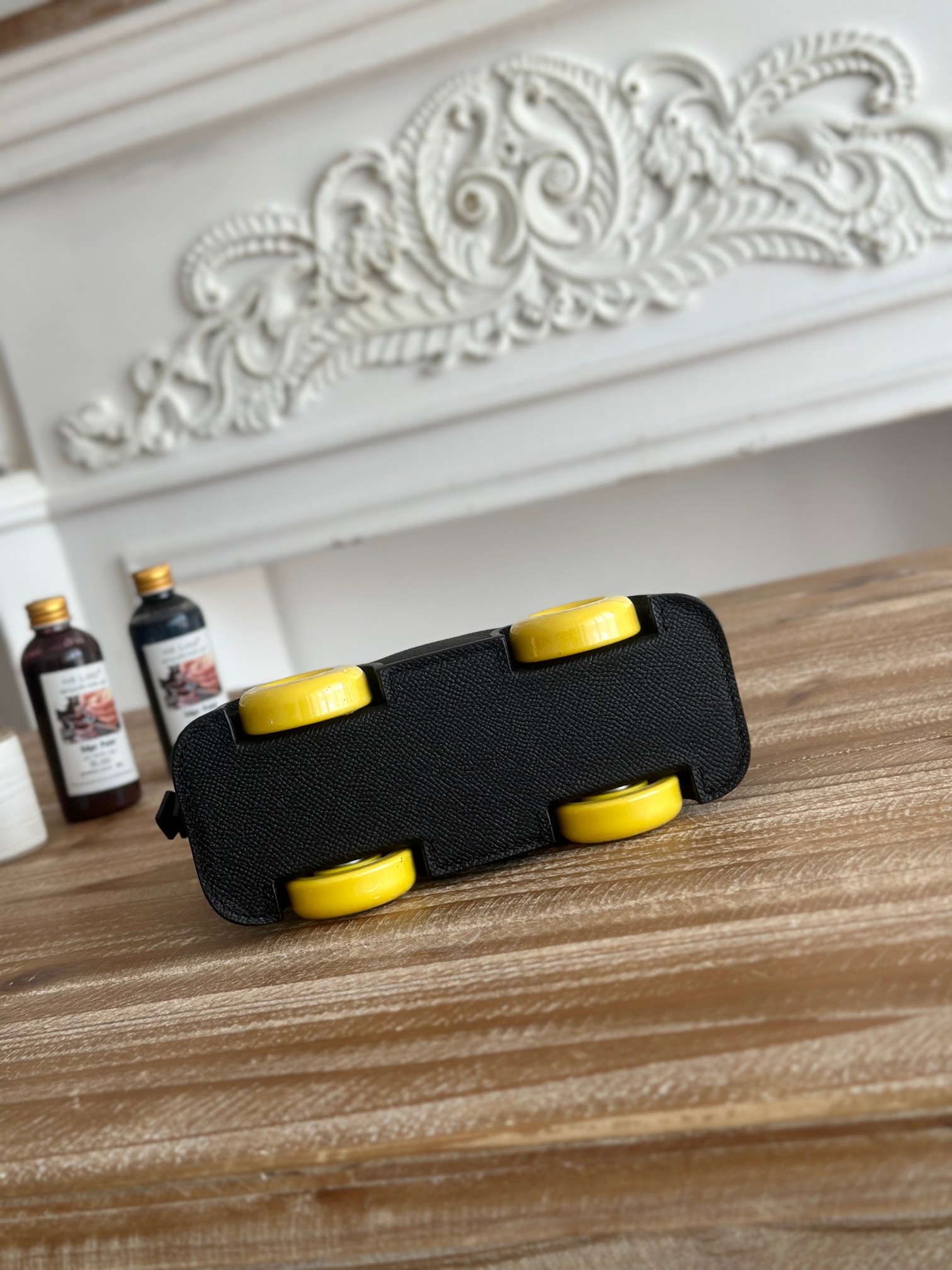 H**me5 Bolide On Wheels Bag