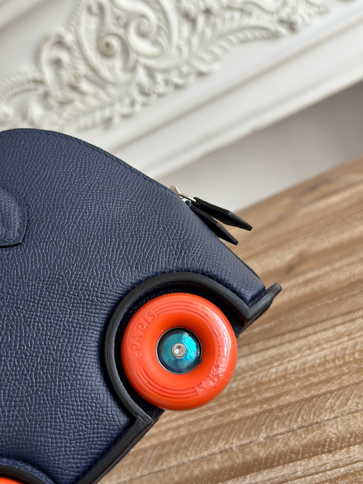 H**me5 Bolide On Wheels Bag