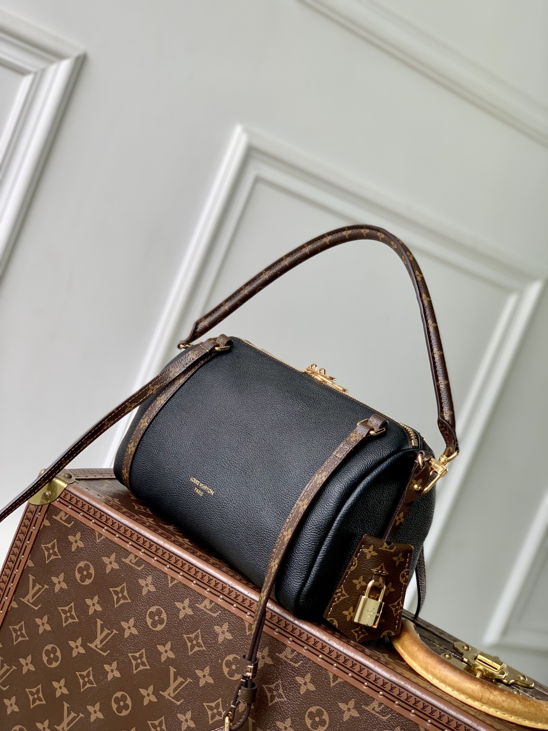 L0vis Vvtt0n Express Handbag-M26039-17 x 13.5 x 26CM