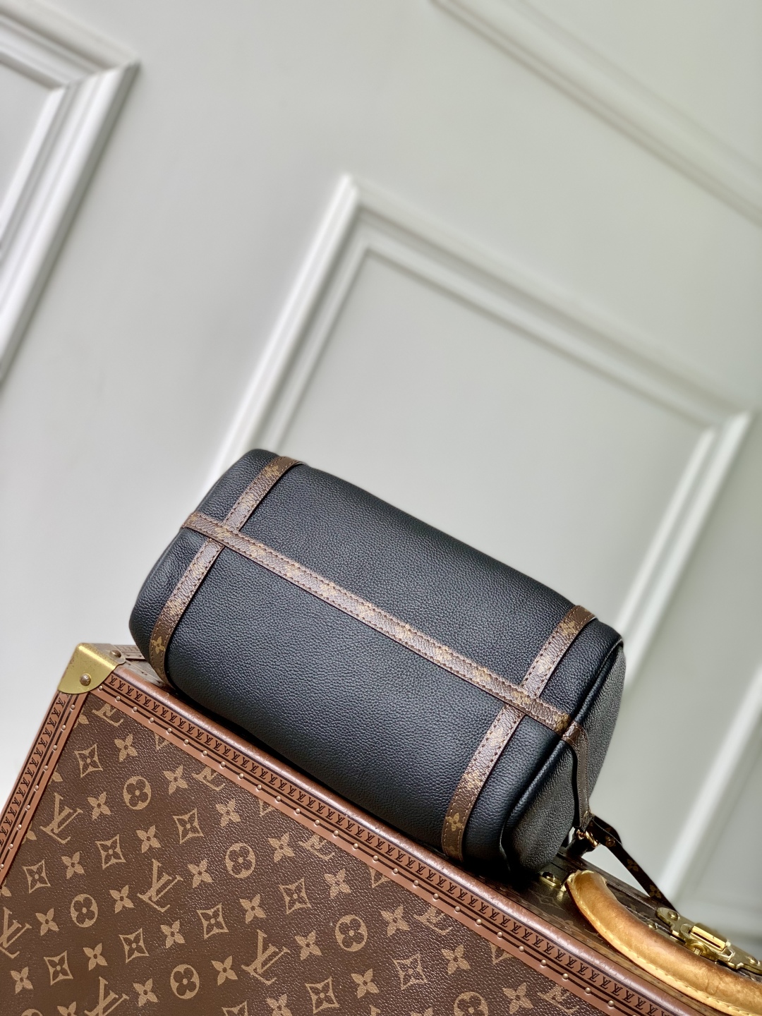 L0vis Vvtt0n Express Handbag-M26039-17 x 13.5 x 26CM