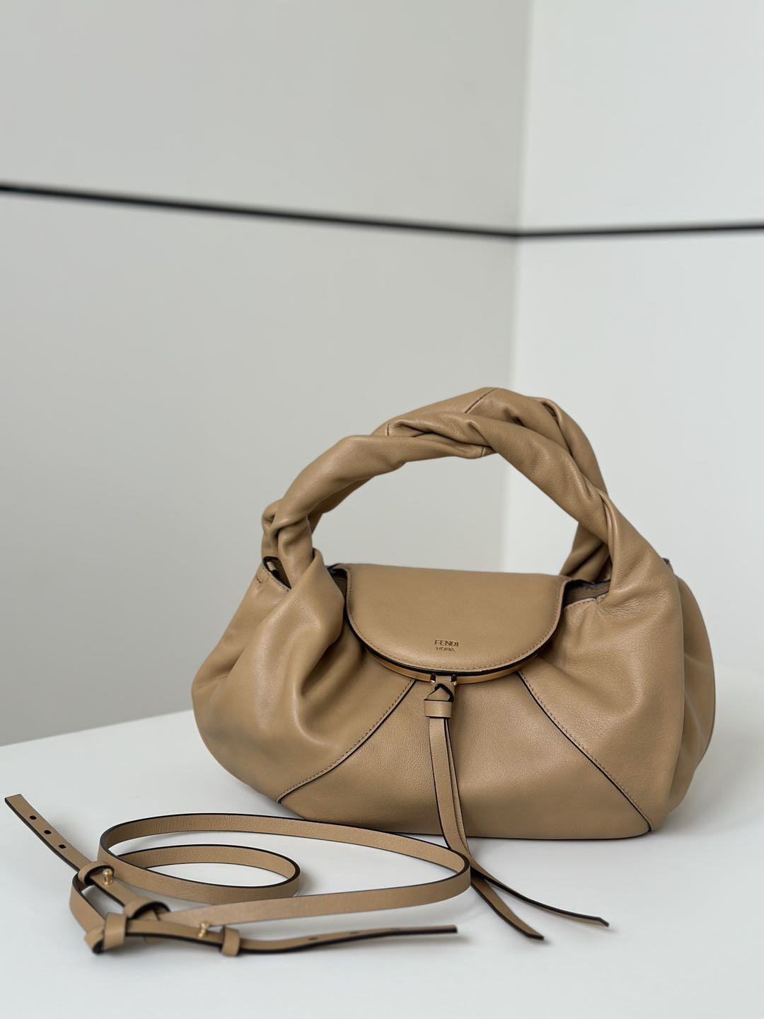 F**di Spy Bag -32*12*18CM