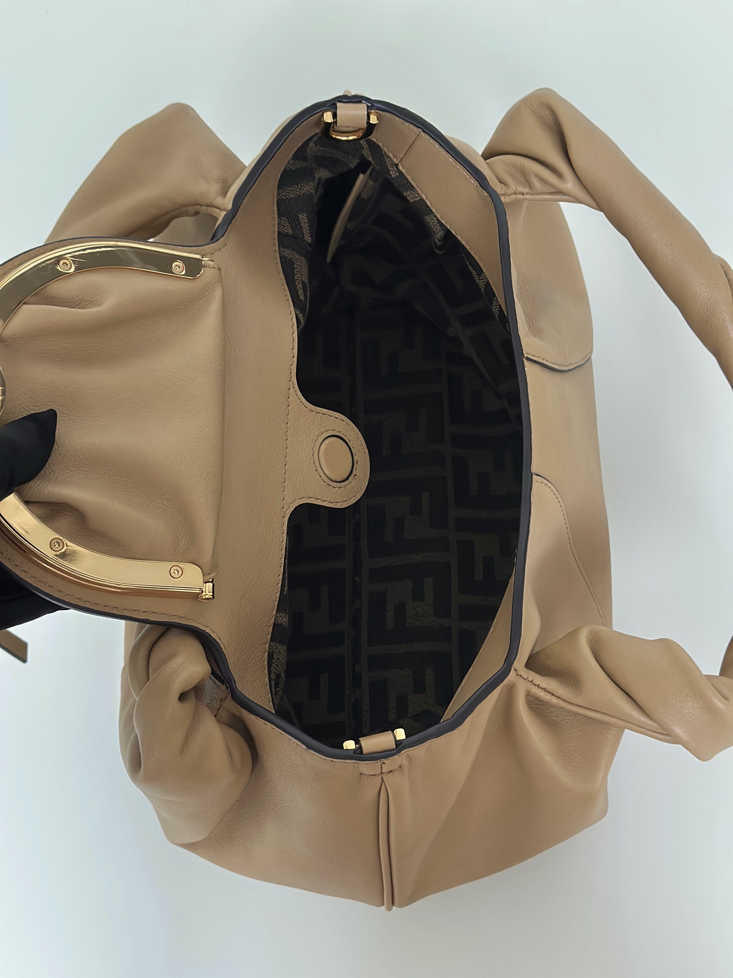 F**di Spy Bag -32*12*18CM