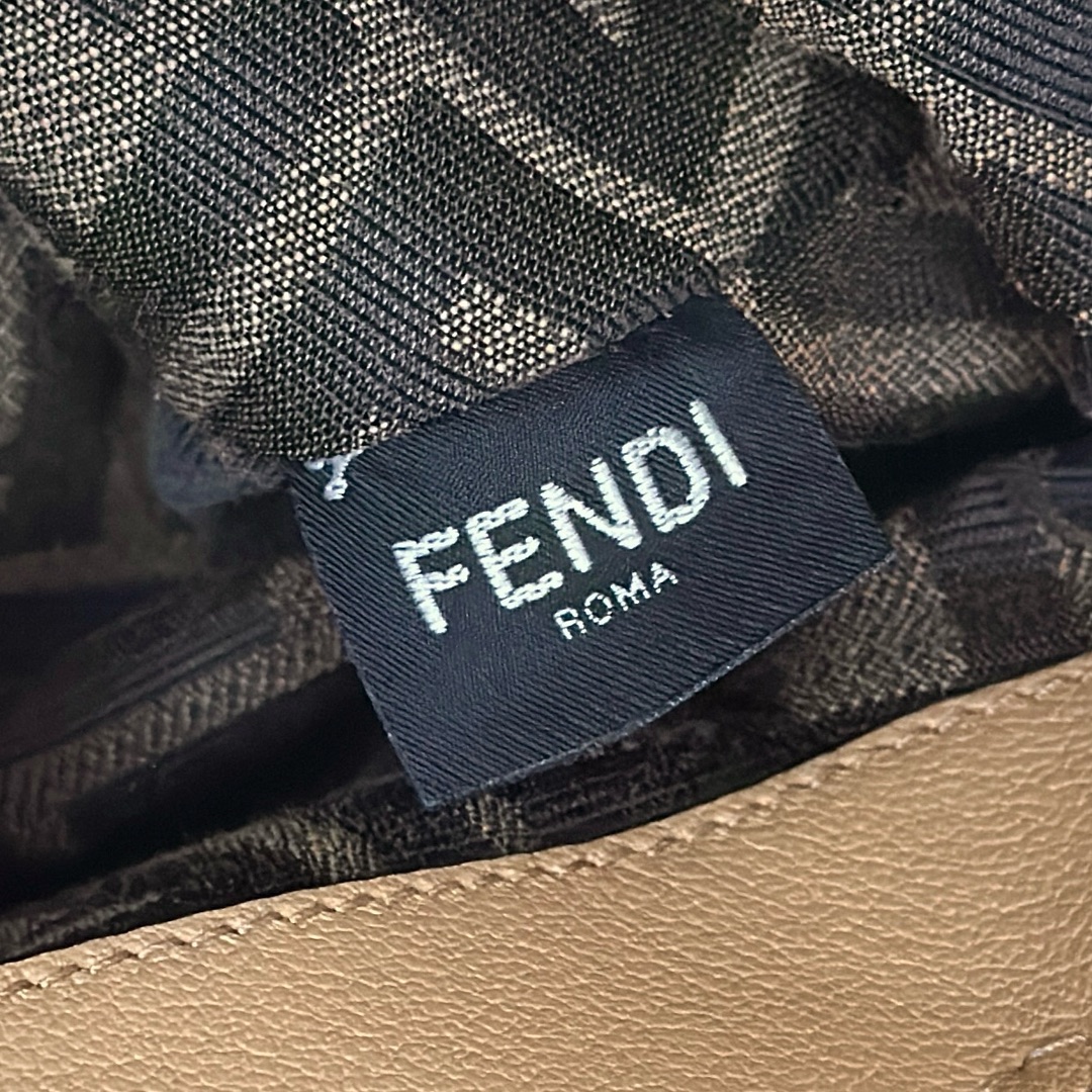 F**di Spy Bag -32*12*18CM