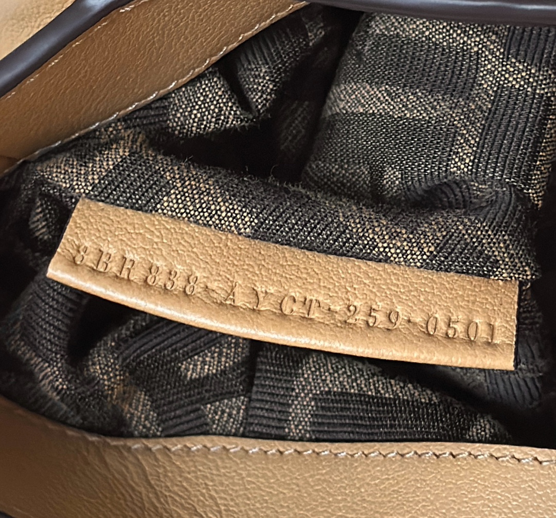 F**di Spy Bag -32*12*18CM