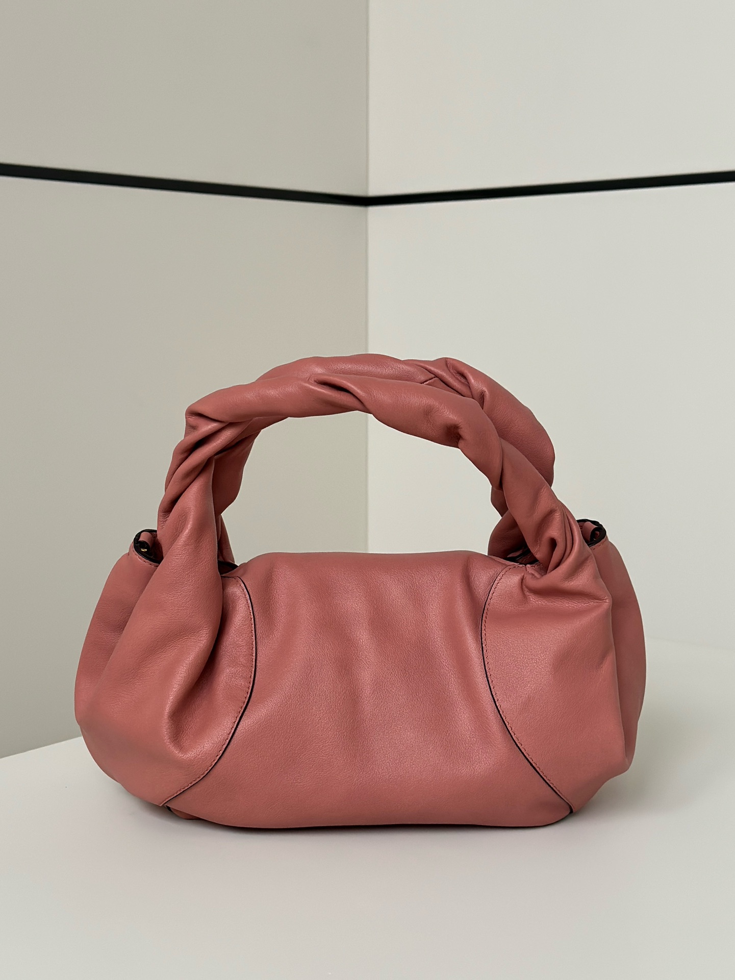 F**di Spy Bag -32*12*18CM