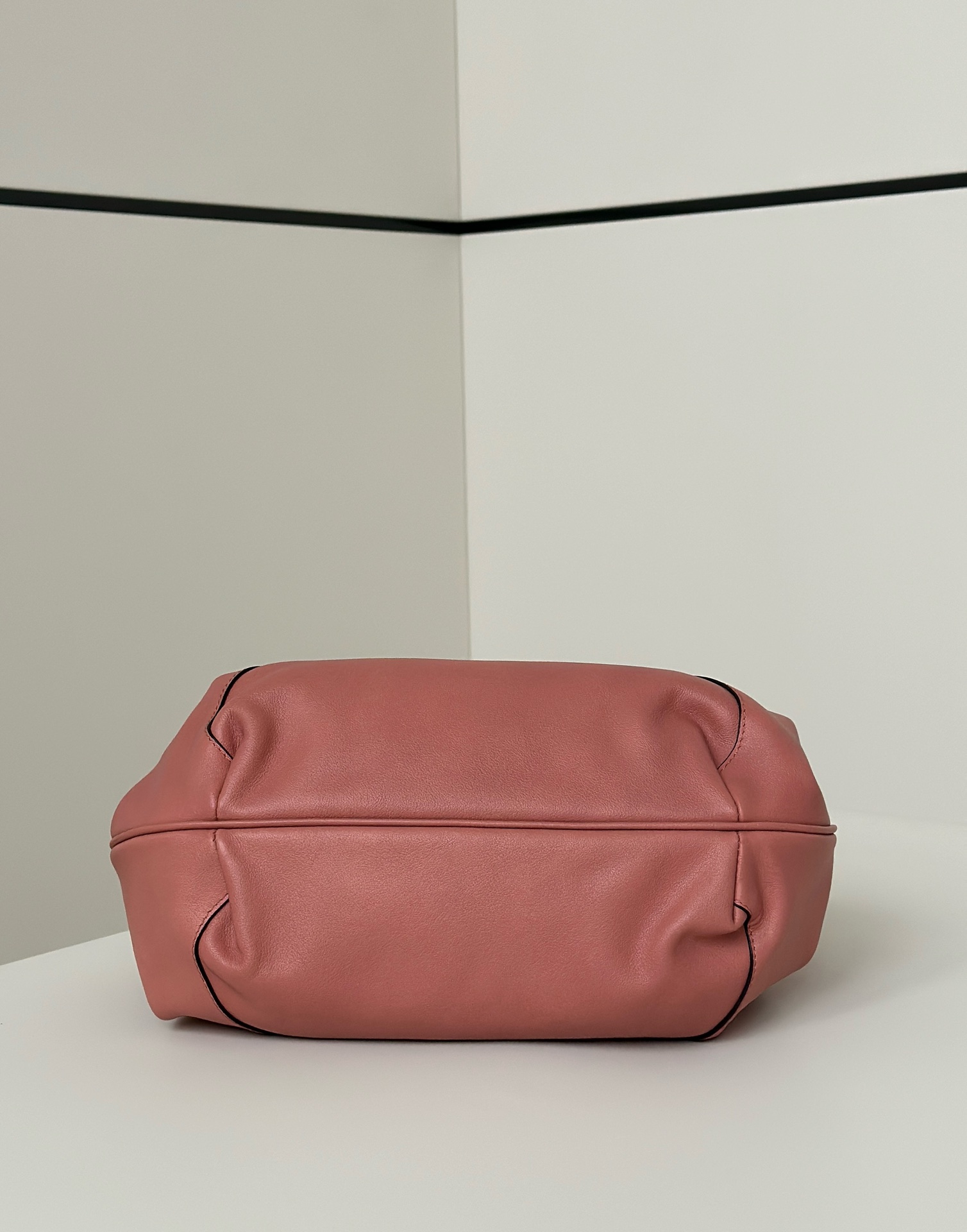 F**di Spy Bag -32*12*18CM