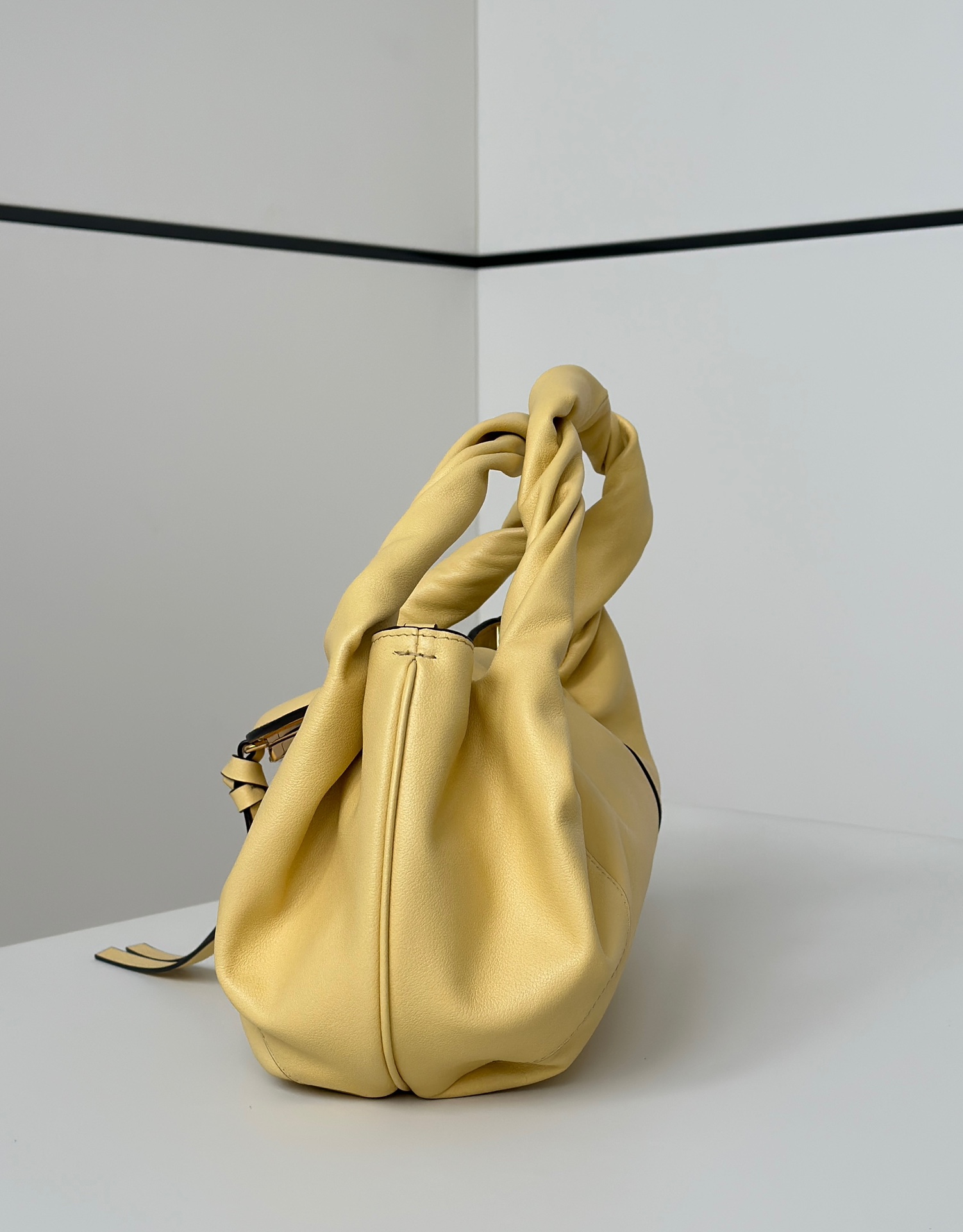 F**di spy bag -32*12*18cm