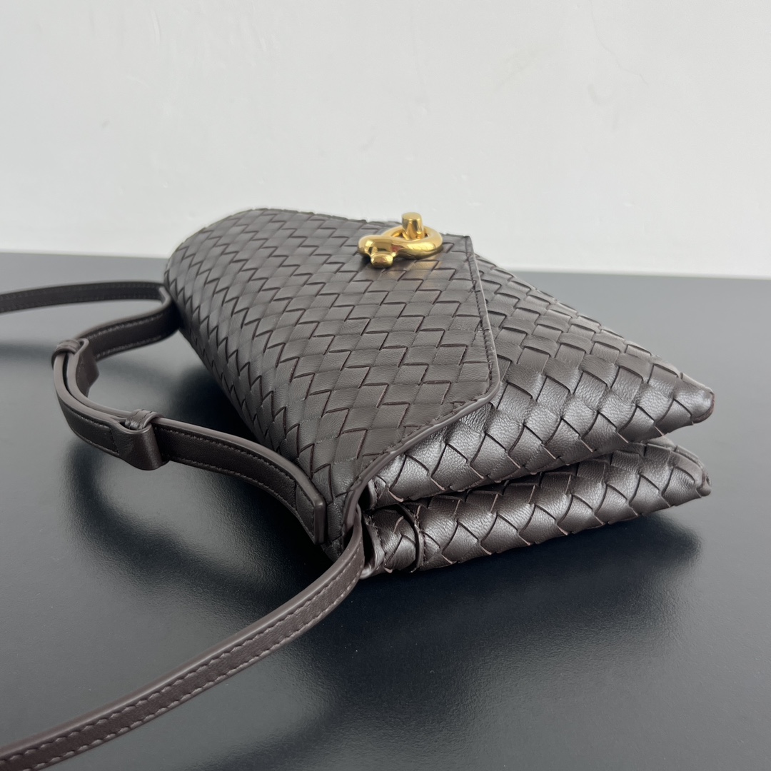 B0tt*ga Ven*ta Knot Lock Bag-25x16x5.5CM