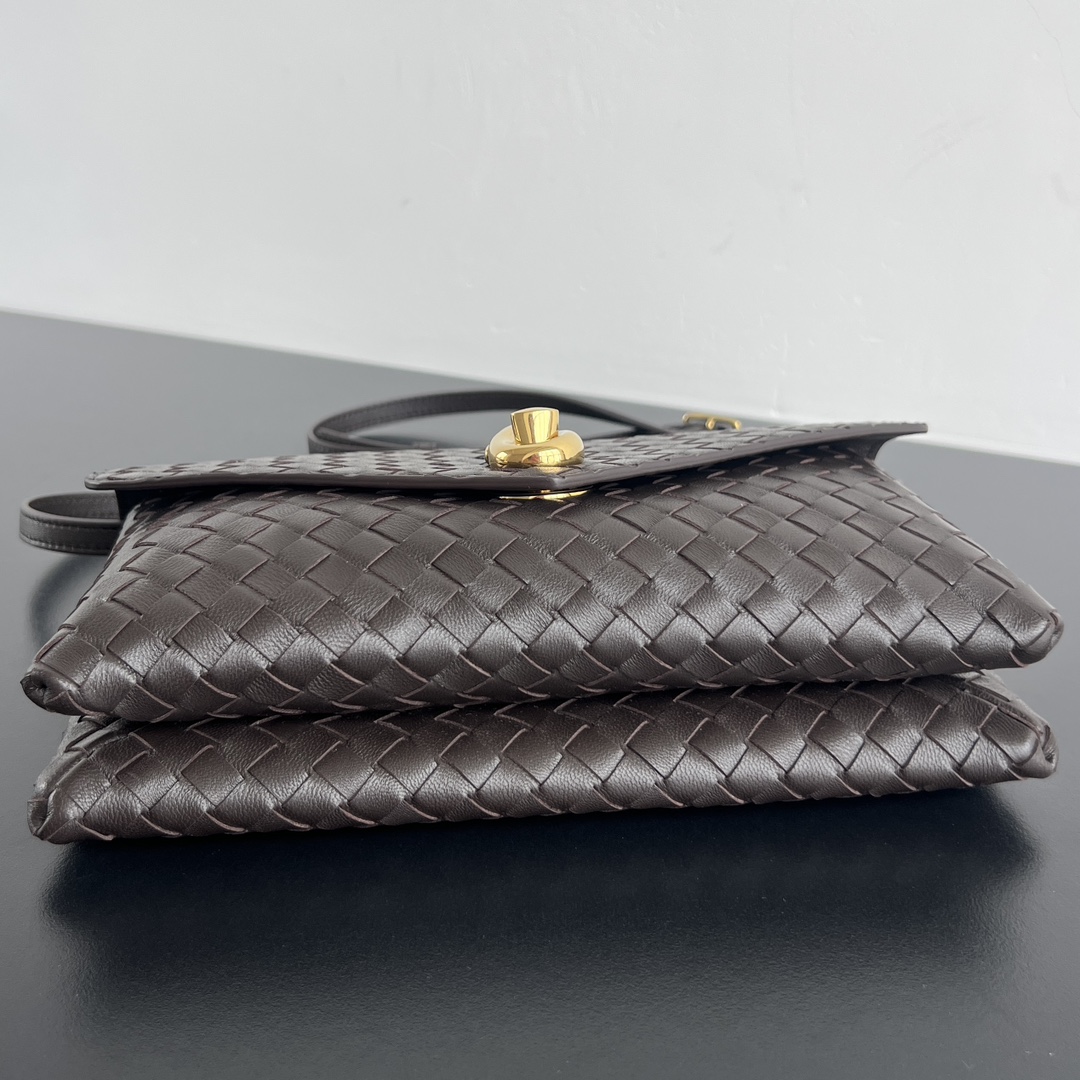 B0tt*ga Ven*ta Knot Lock Bag-25x16x5.5CM