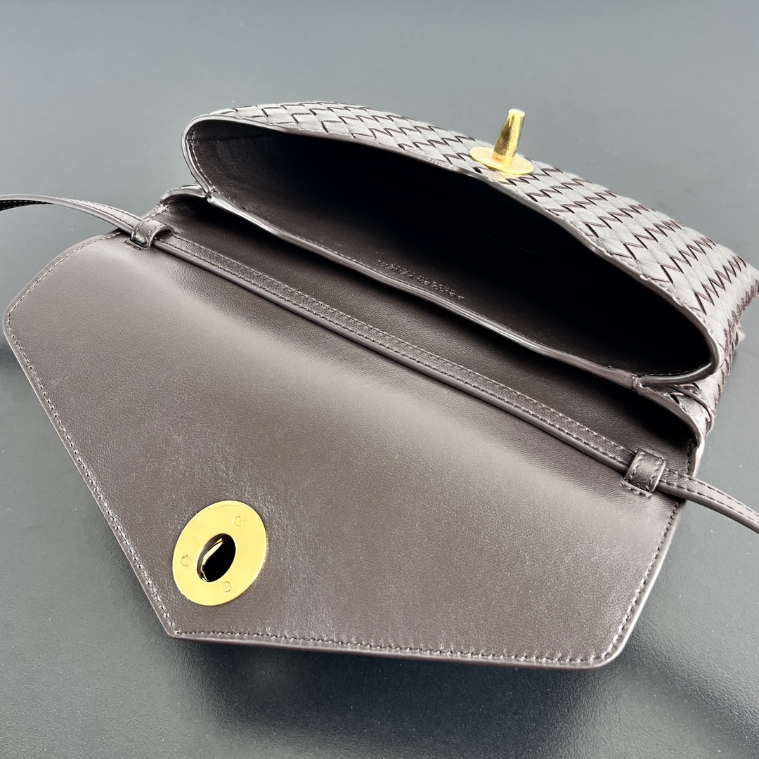 B0tt*ga Ven*ta Knot Lock Bag-25x16x5.5CM