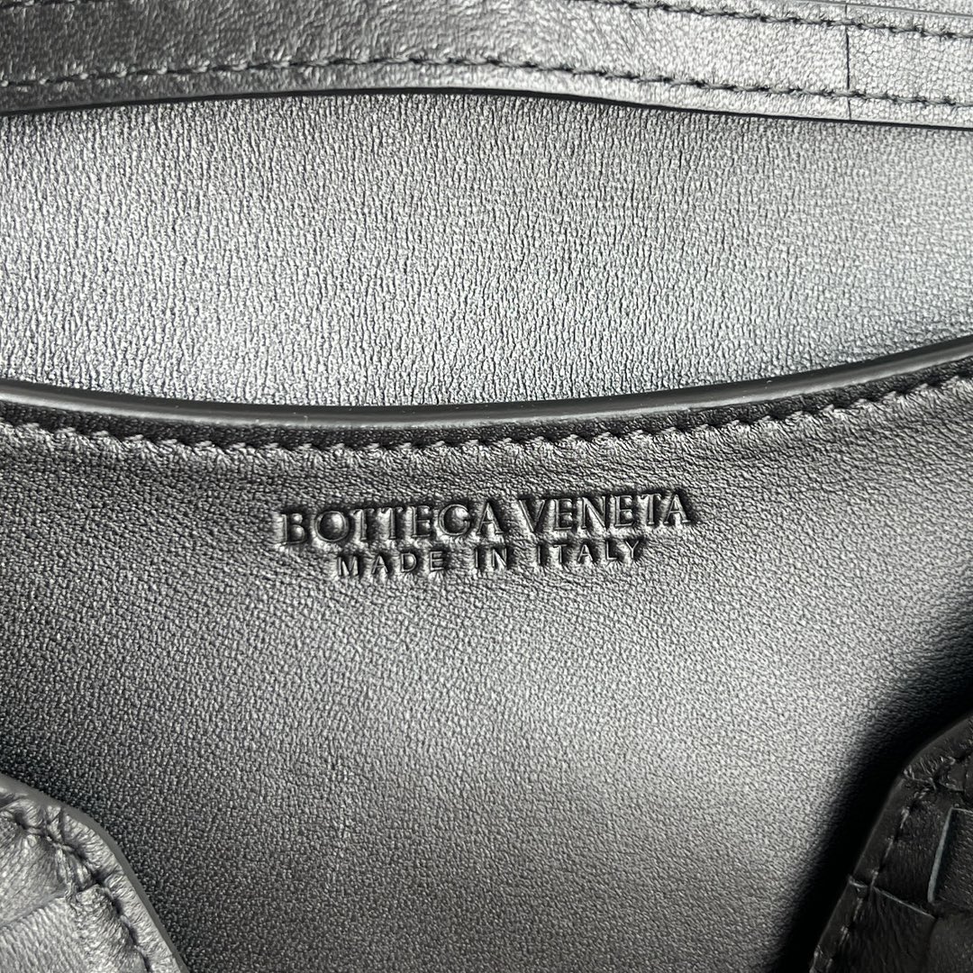B0tt*ga Ven*ta Knot Lock Bag-25x16x5.5CM