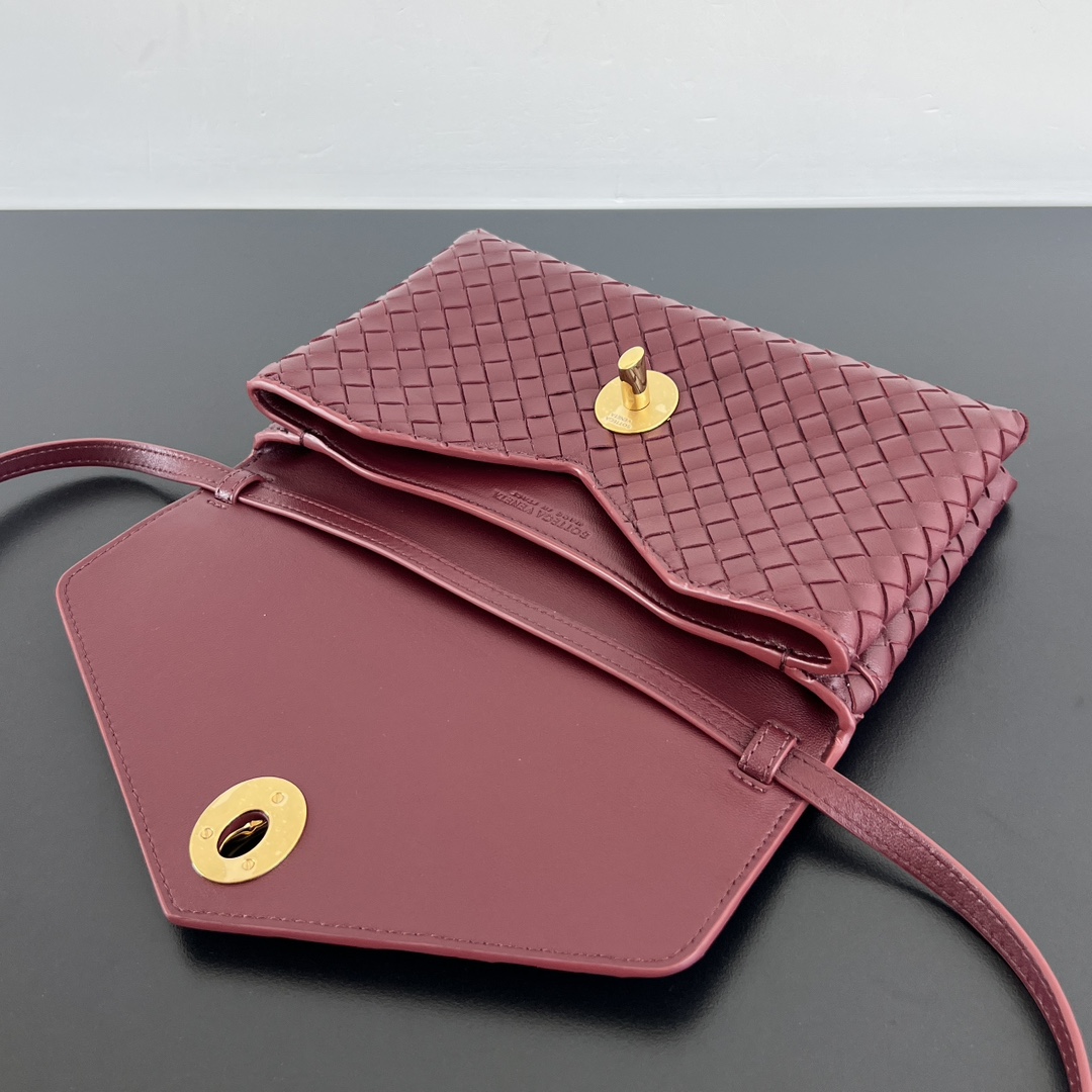B0tt*ga Ven*ta Knot Lock Bag-25x16x5.5CM