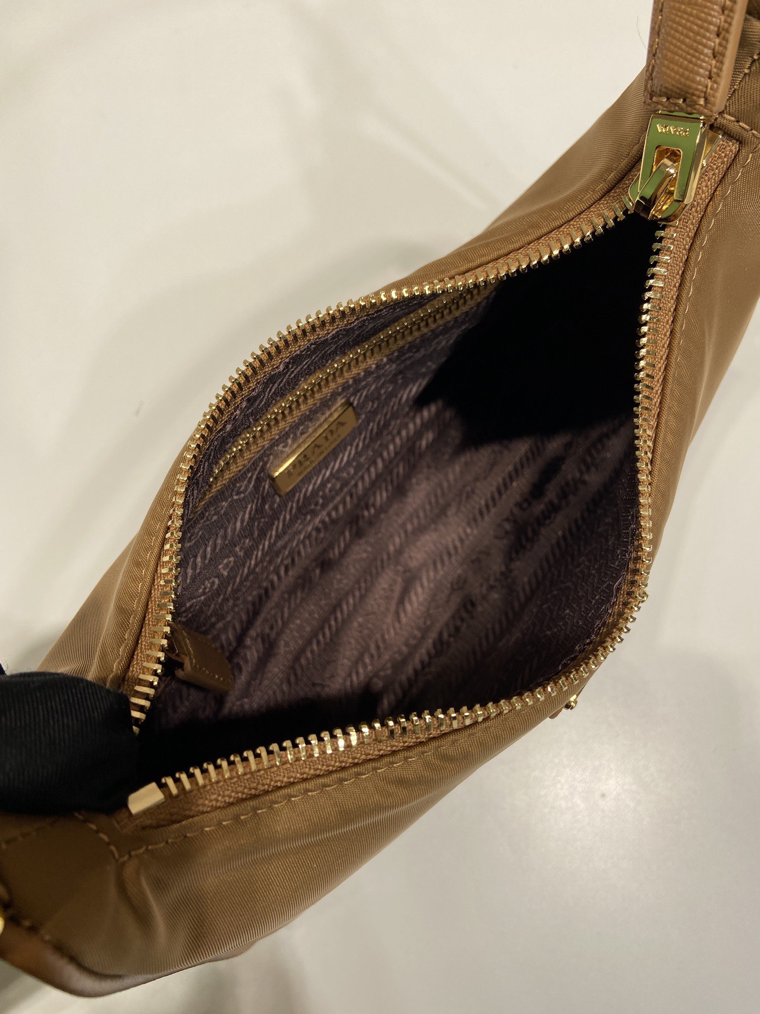 Pra*a Re-Edition 2005 Hobo Bag-22*18*6.5CM