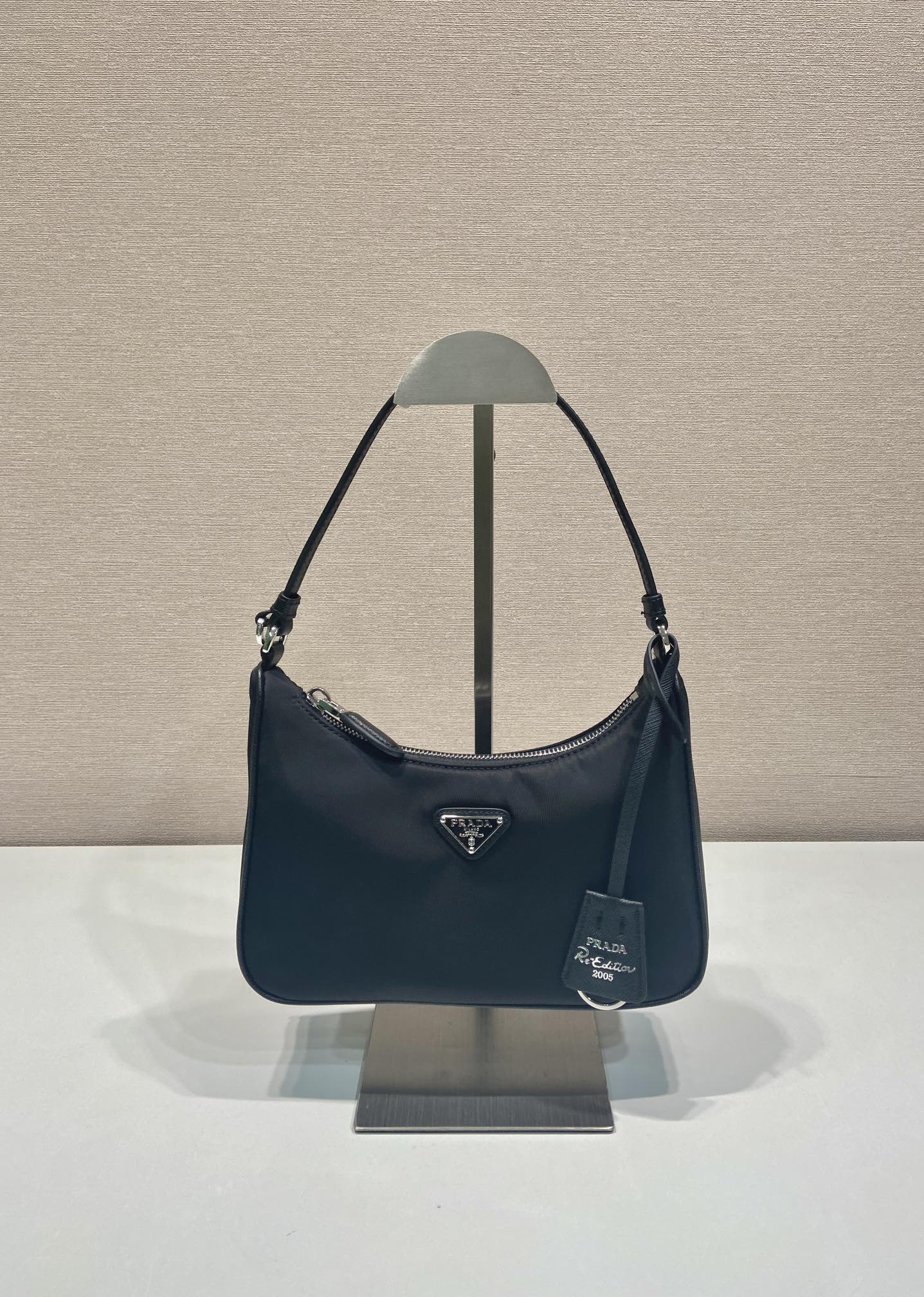 Pra*a Re-Edition 2005 Hobo Bag-22*18*6.5CM