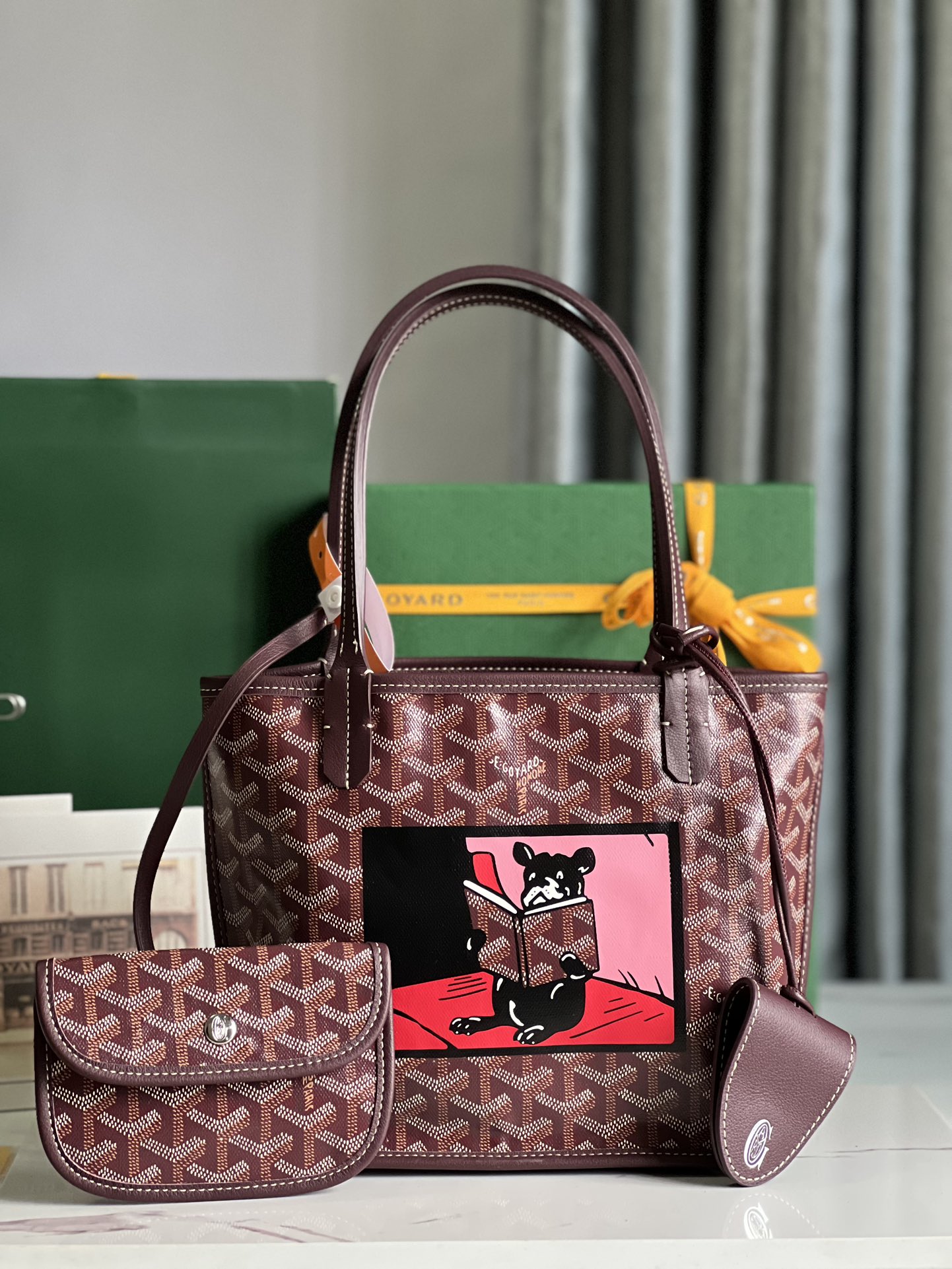G09ard Anjou Mini Handbags-20*10*20CM