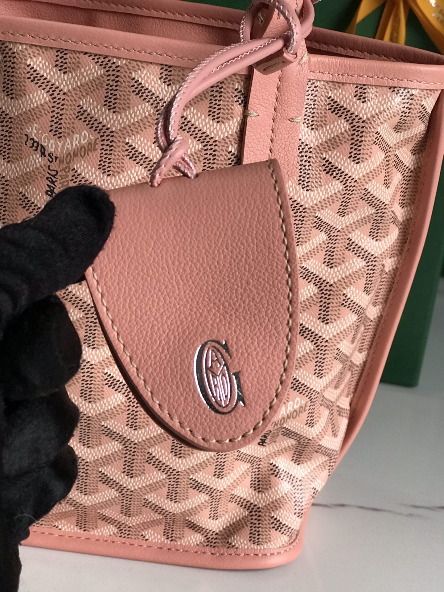 G09ard Anjou Mini Handbags-20*10*20CM