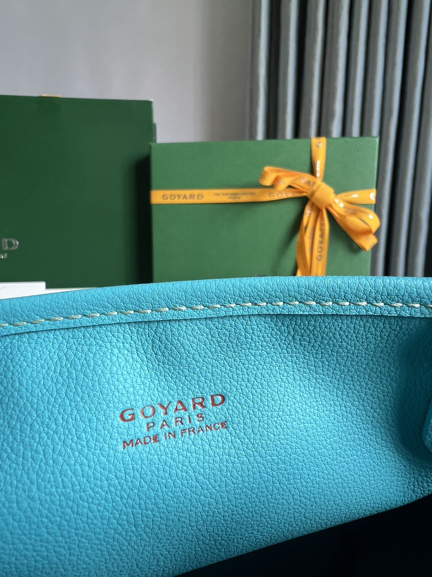 G09ard Anjou Mini Handbags-20*10*20CM