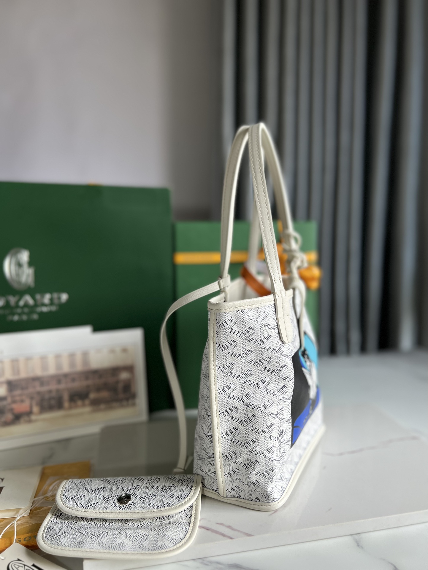 G09ard Anjou Mini Handbags-20*10*20CM