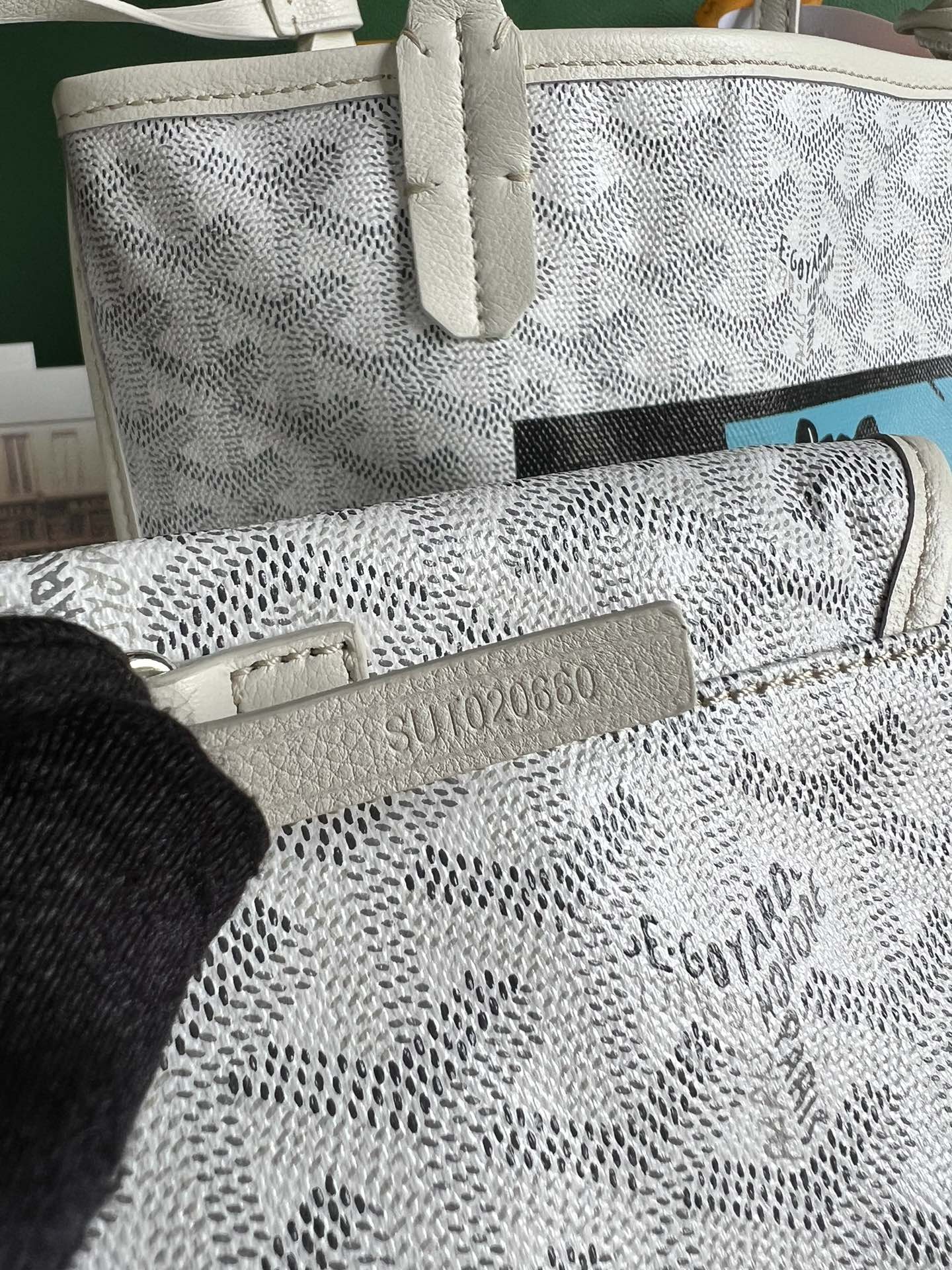G09ard Anjou Mini Handbags-20*10*20CM