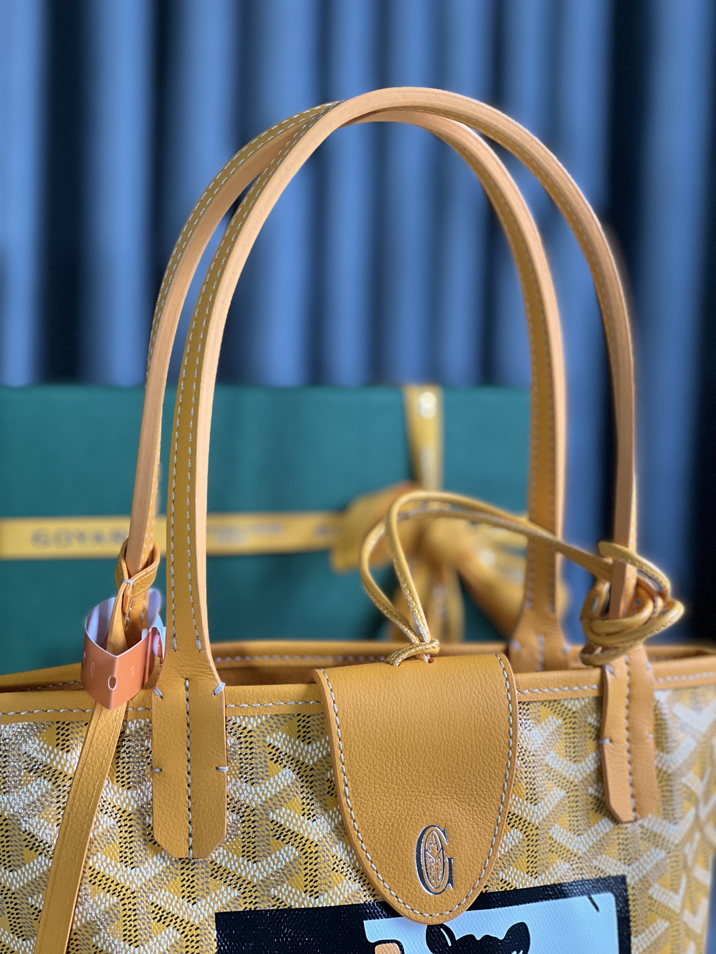 G09ard Anjou Mini Handbags-20*10*20CM