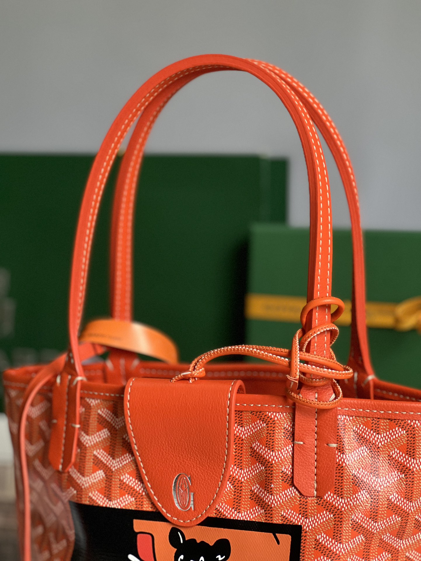 G09ard Anjou Mini Handbags-20*10*20CM