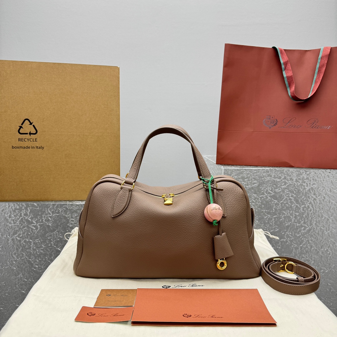 L0r0 P1ana needle bag-38*21*18cm