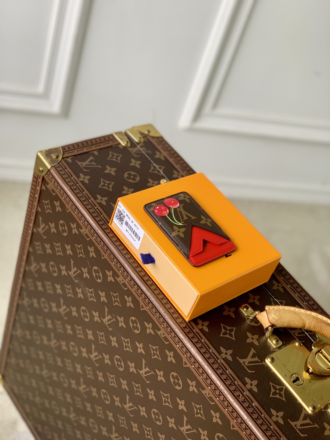 L0vis Vvtt0n Magnet Card Holder-M25654-9x 0.5 x 6.5CM