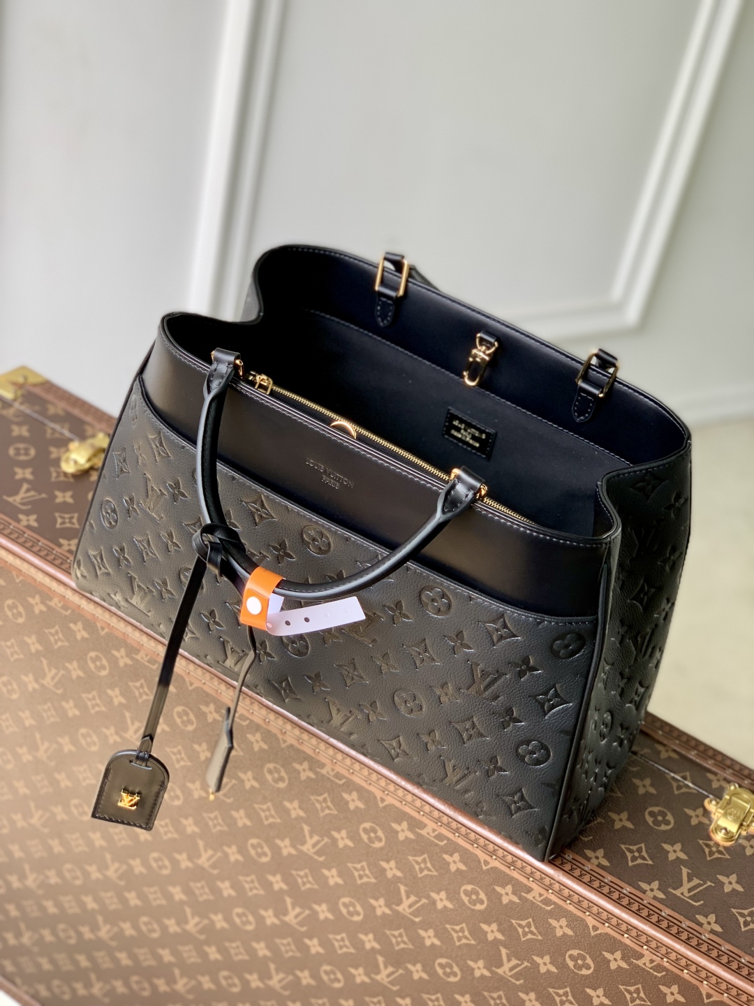 L0vis Vvtt0n Avenue MM-M25575-38.5 x 24 x 15CM