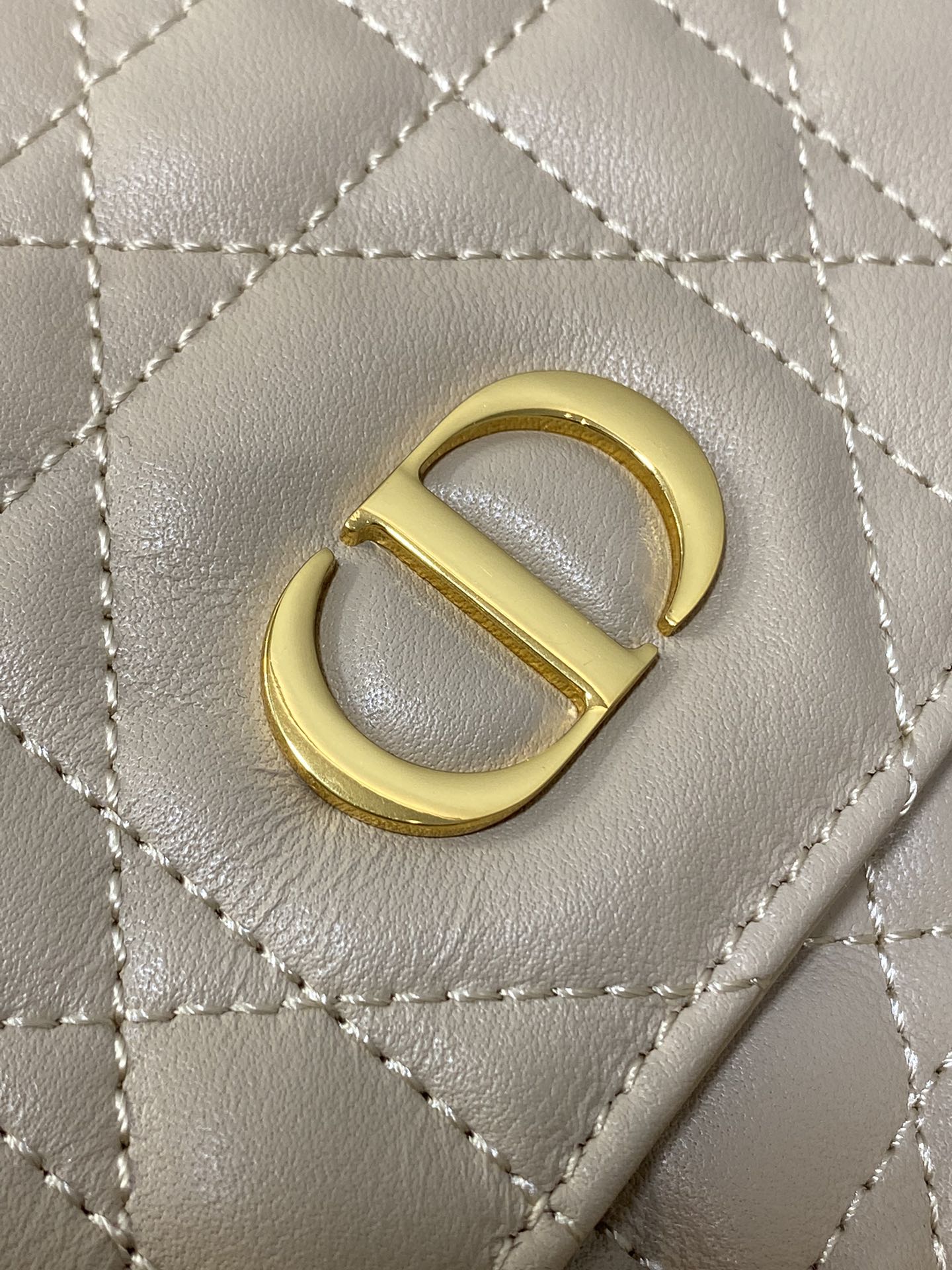 Diro Caro Backpack-23×26.7×12.5CM