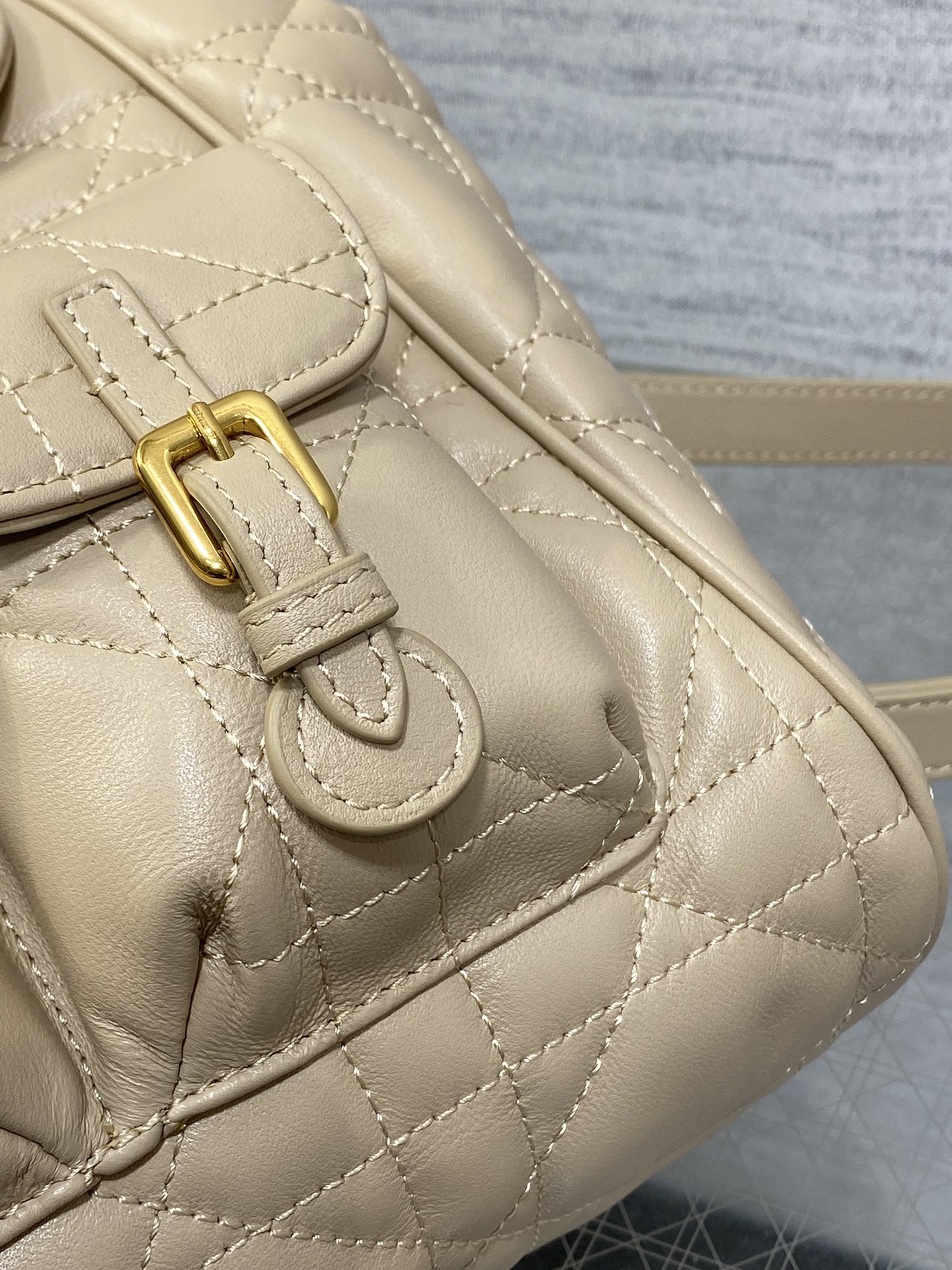 Diro Caro Backpack-23×26.7×12.5CM