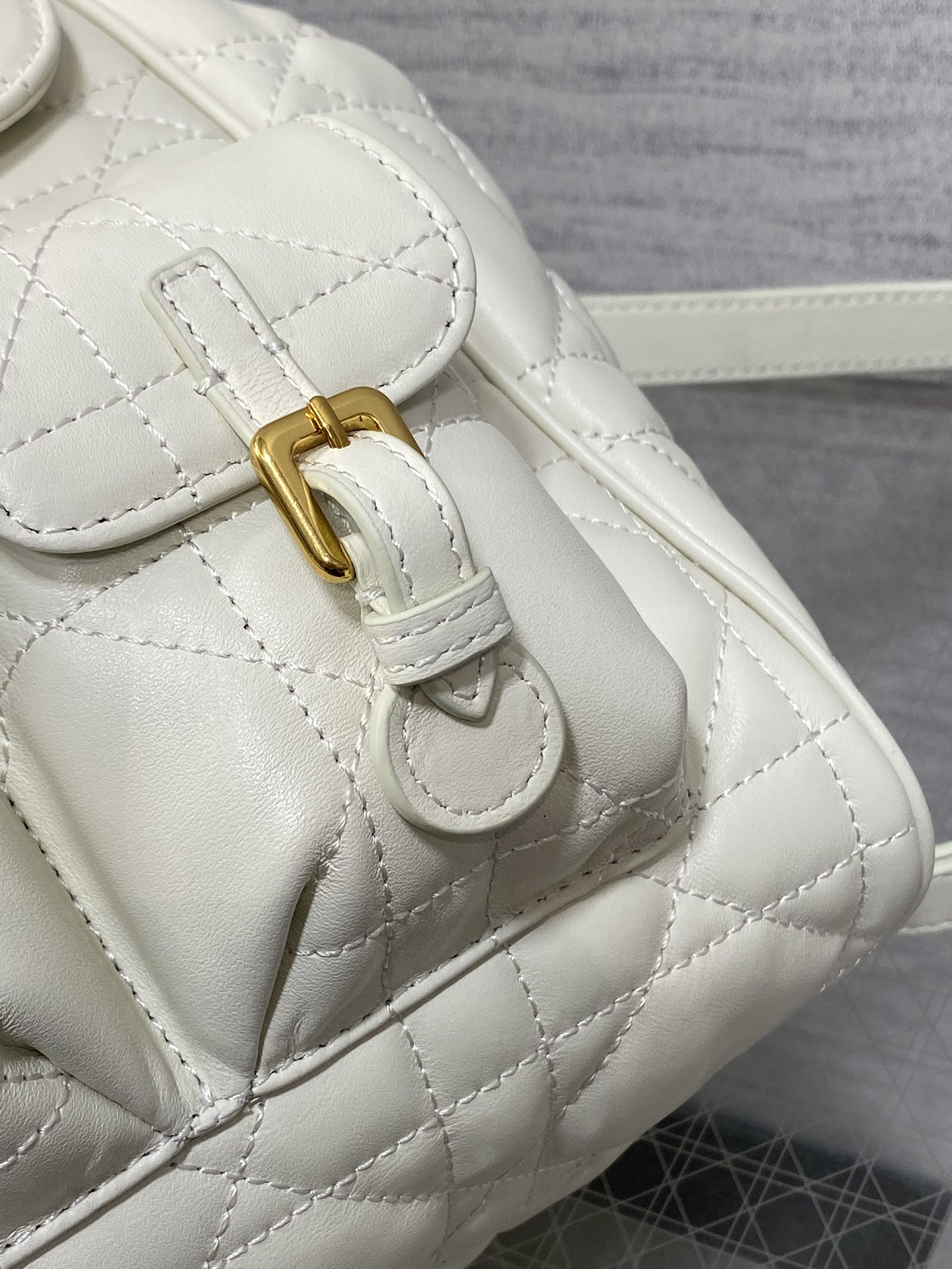 Diro Caro Backpack-23×26.7×12.5CM