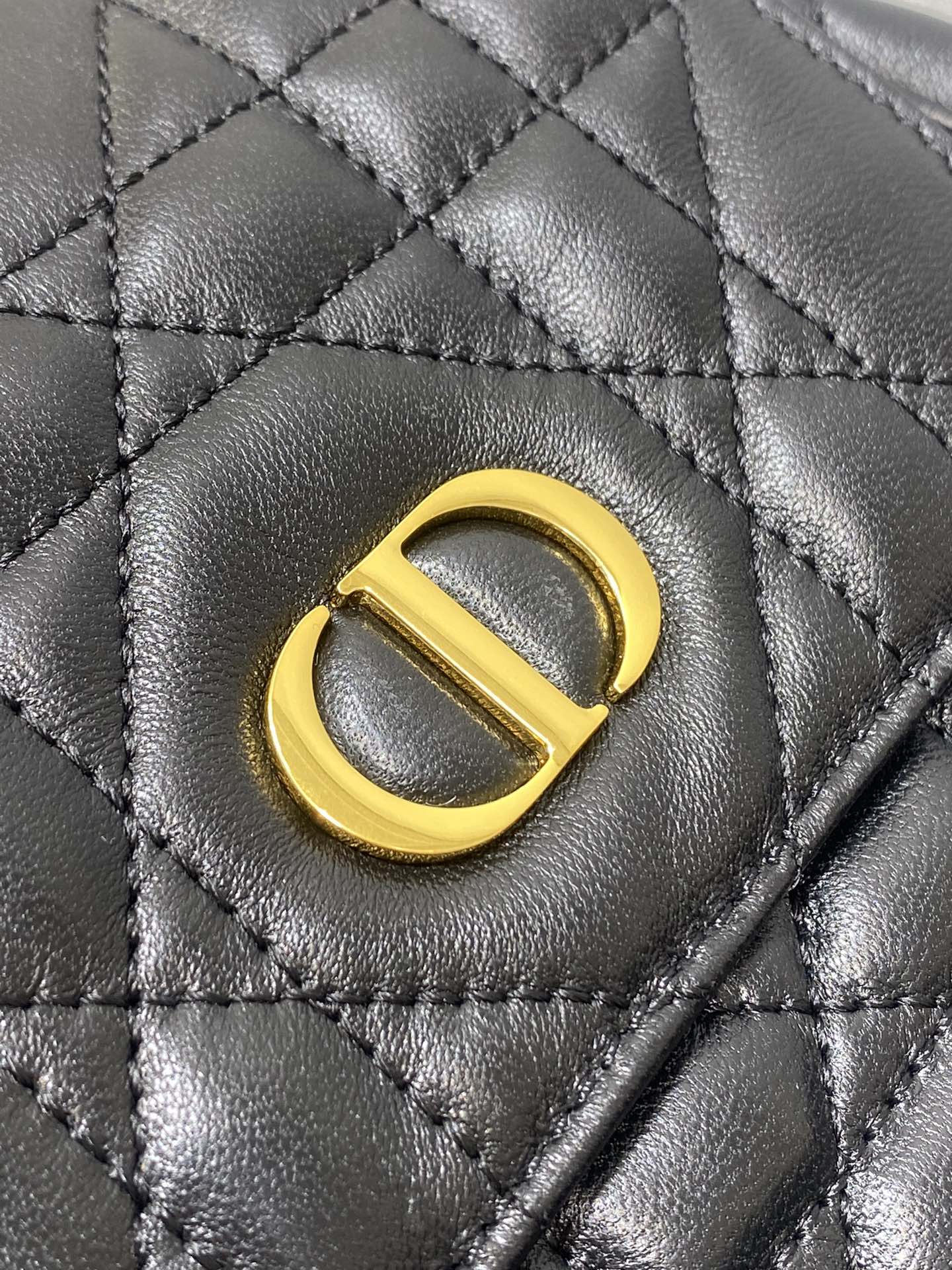 Diro Caro Backpack-23×26.7×12.5CM