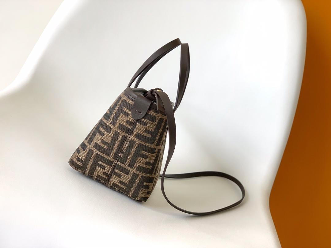 F**di Roll Bag -15.5*11*13CM