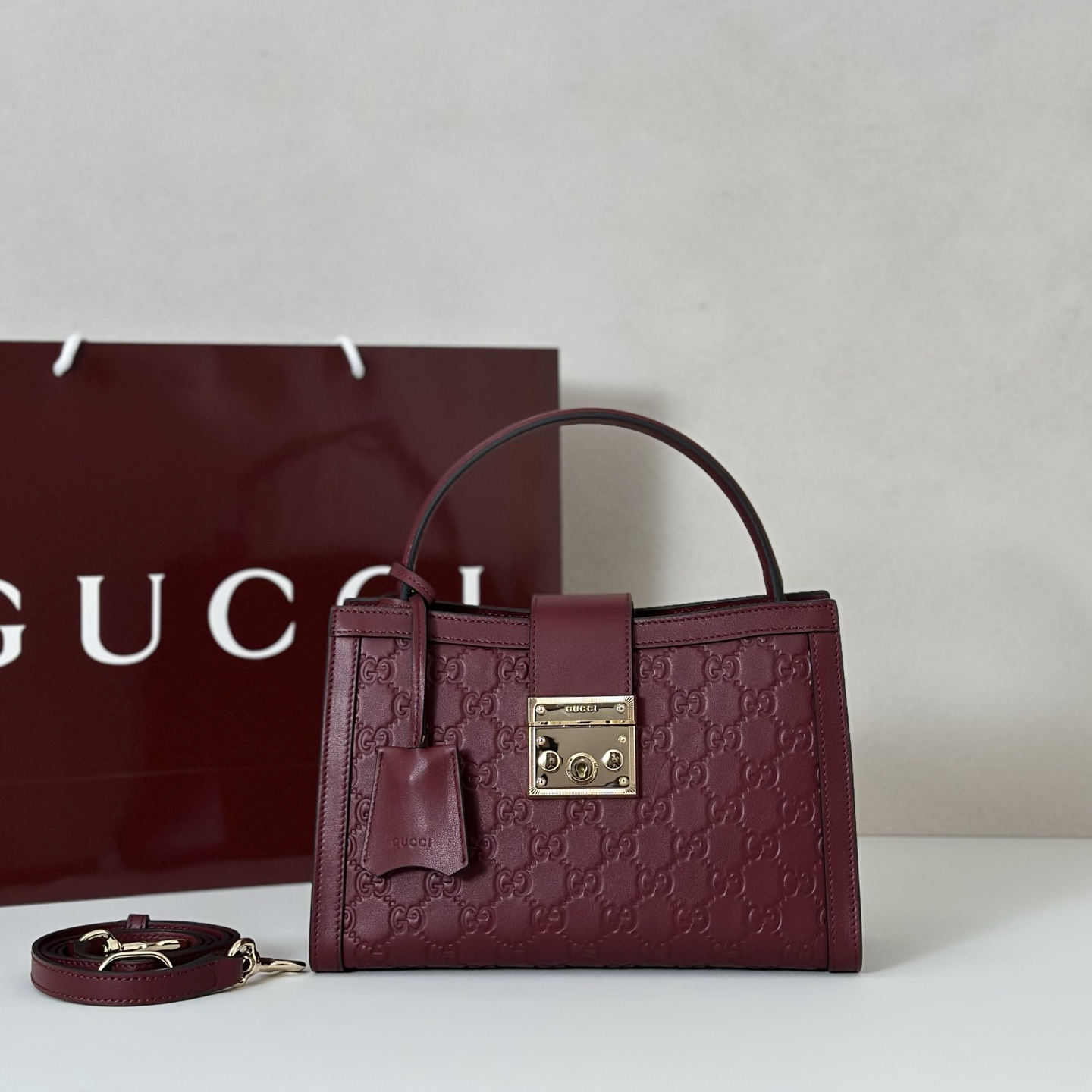 Gvc*1 Padlock Tote Bag-25.5*17.5*10CM