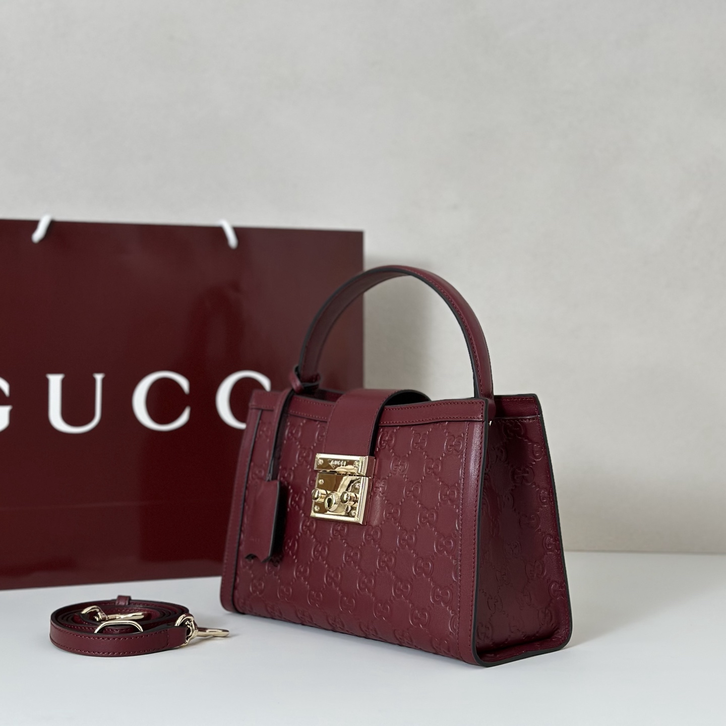 Gvc*1 Padlock Tote Bag-25.5*17.5*10CM