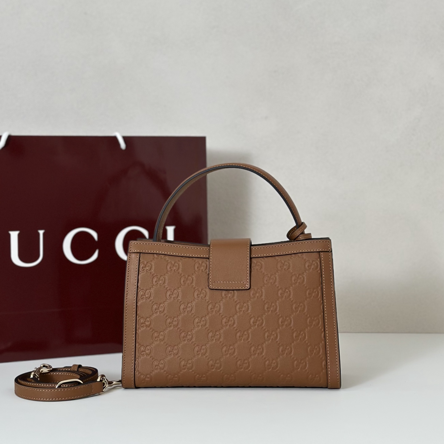 Gvc*1 Padlock Tote Bag-25.5*17.5*10CM