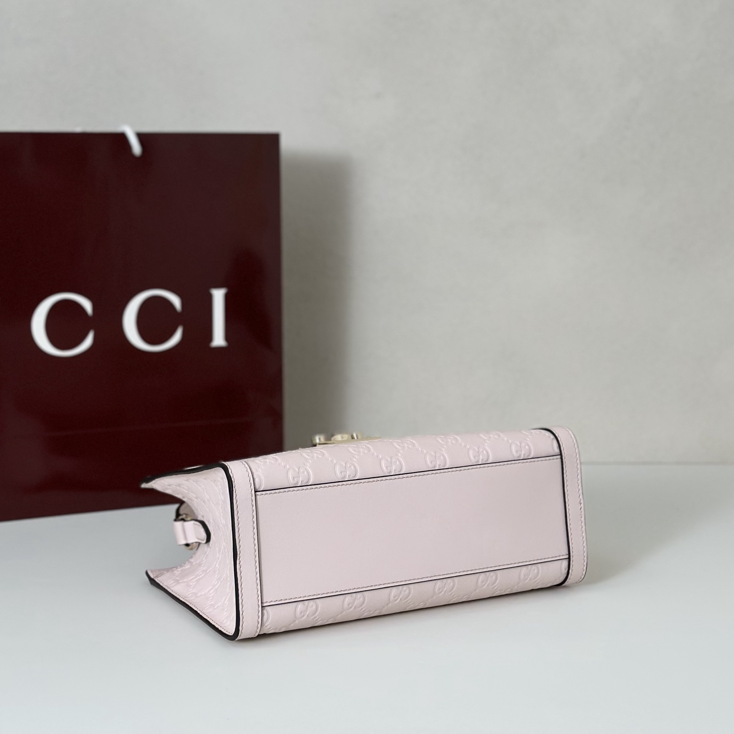 Gvc*1 Padlock Tote Bag-25.5*17.5*10CM