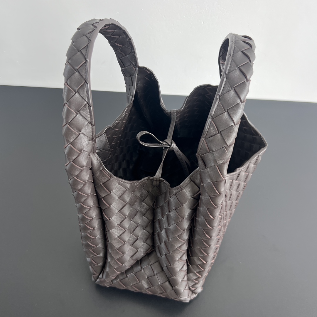B0tt*ga Ven*ta Campana Bag-33x20x16.5CM