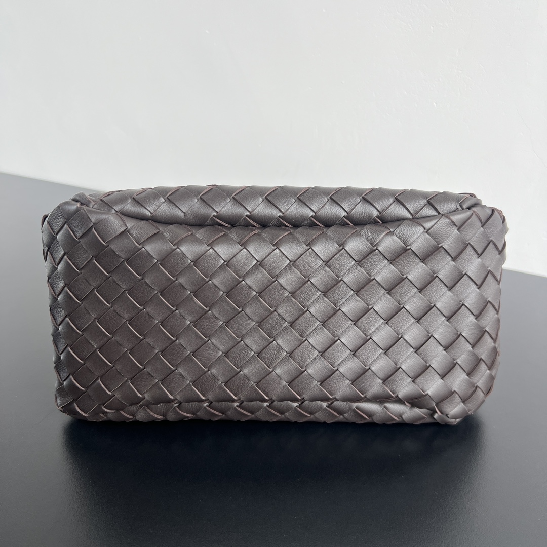 B0tt*ga Ven*ta Campana Bag-33x20x16.5CM