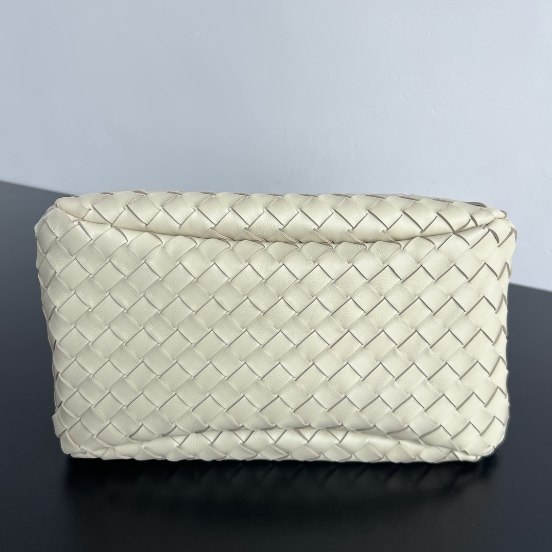 B0tt*ga Ven*ta Campana Bag-33x20x16.5CM
